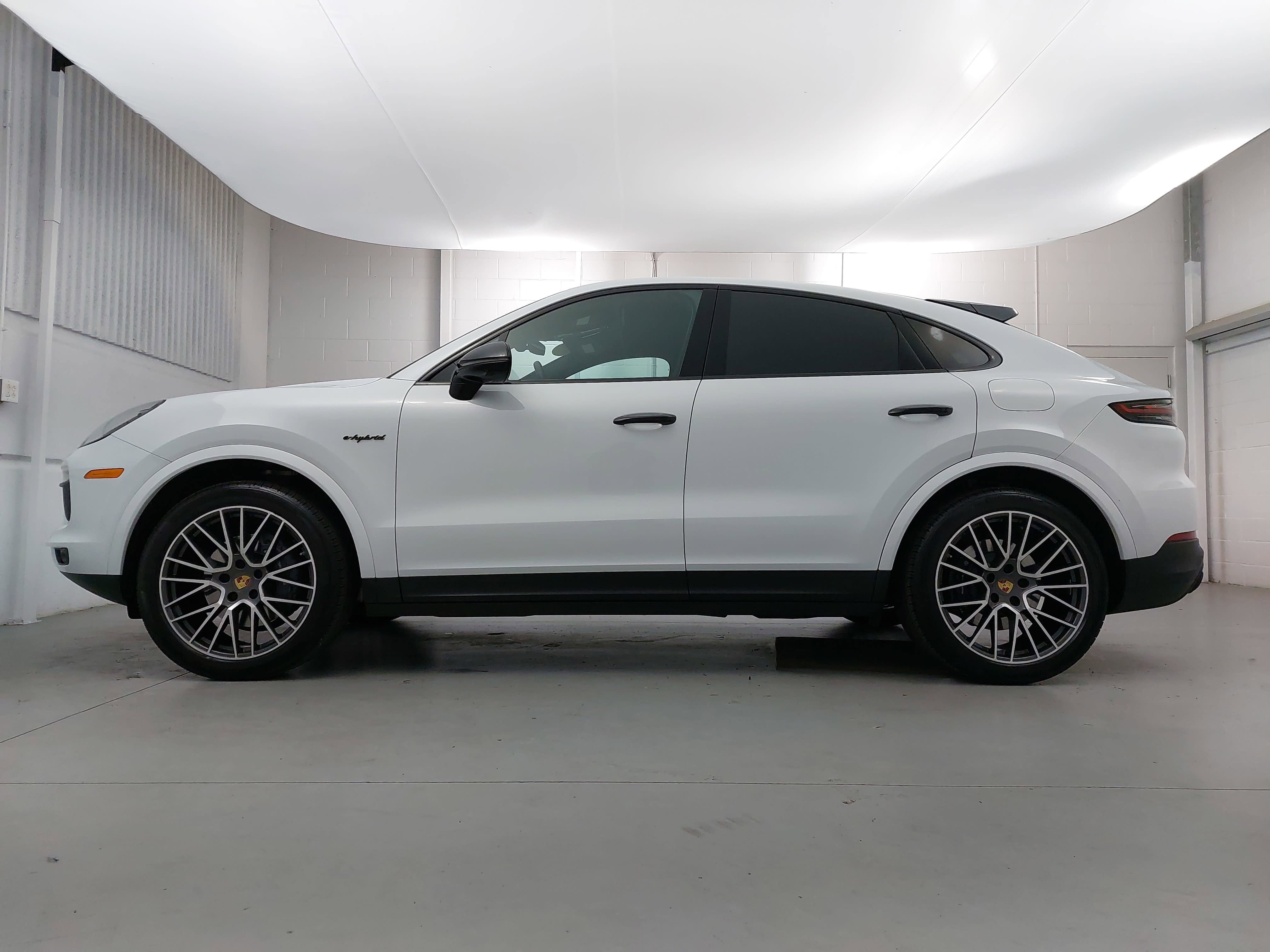 2022 Porsche Cayenne E-Hybrid Coupe E-Hybrid