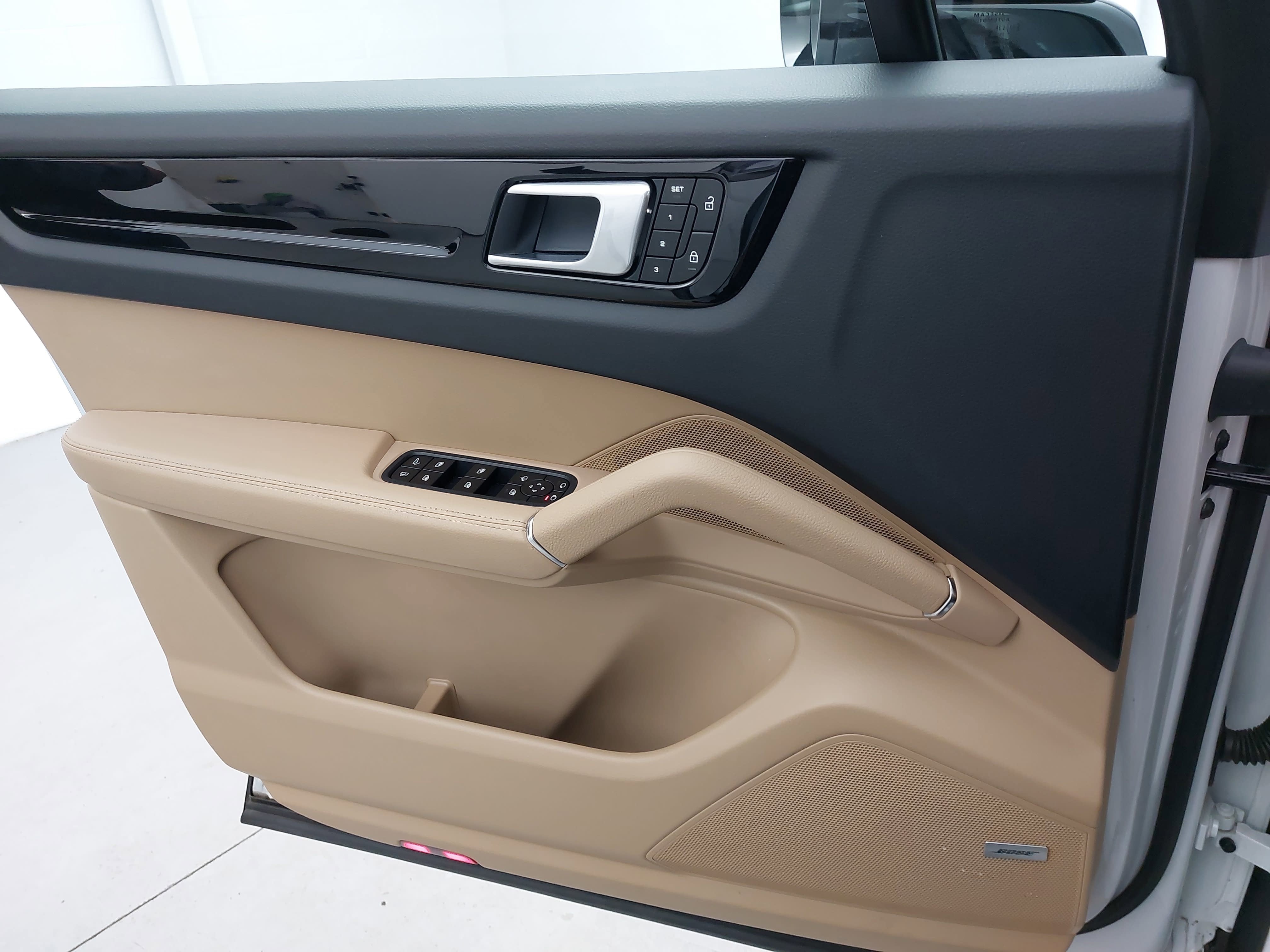 2022 Porsche Cayenne E-Hybrid Coupe E-Hybrid