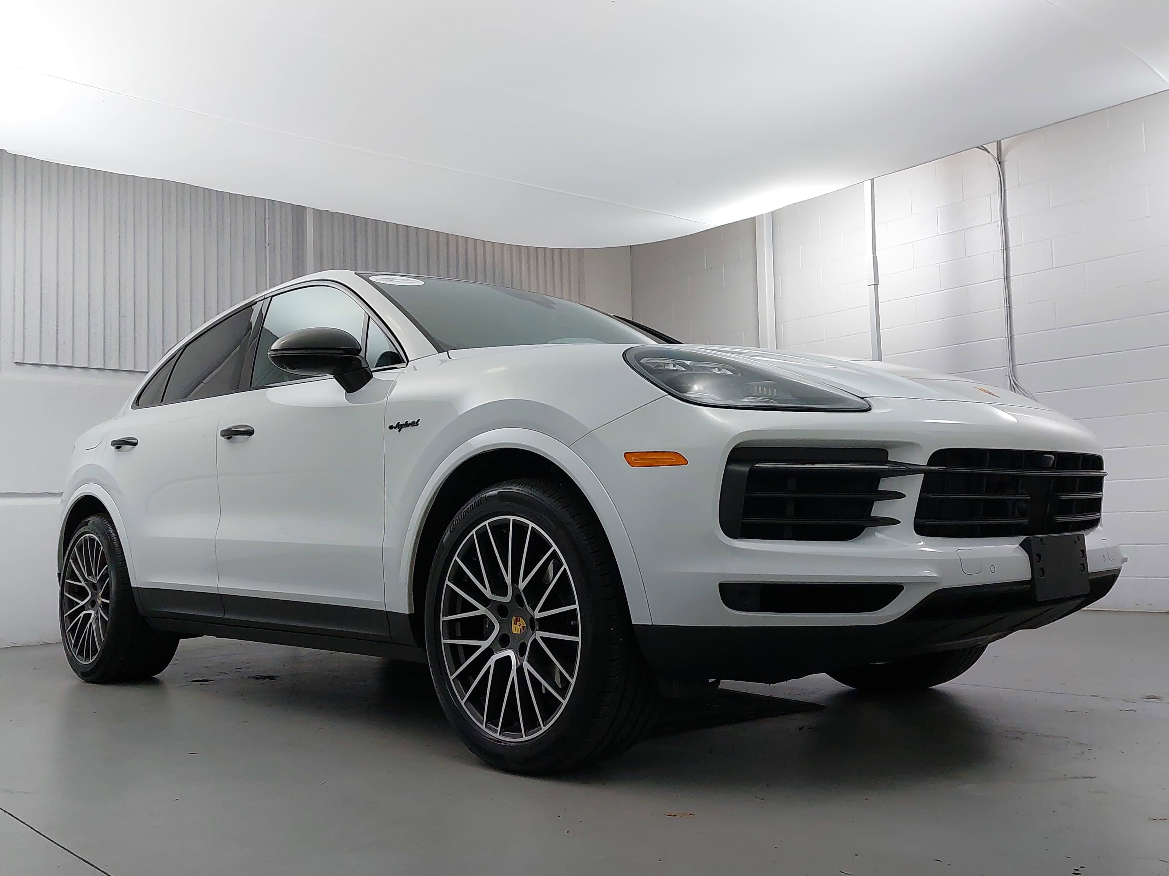 2022 Porsche Cayenne E-Hybrid Coupe E-Hybrid