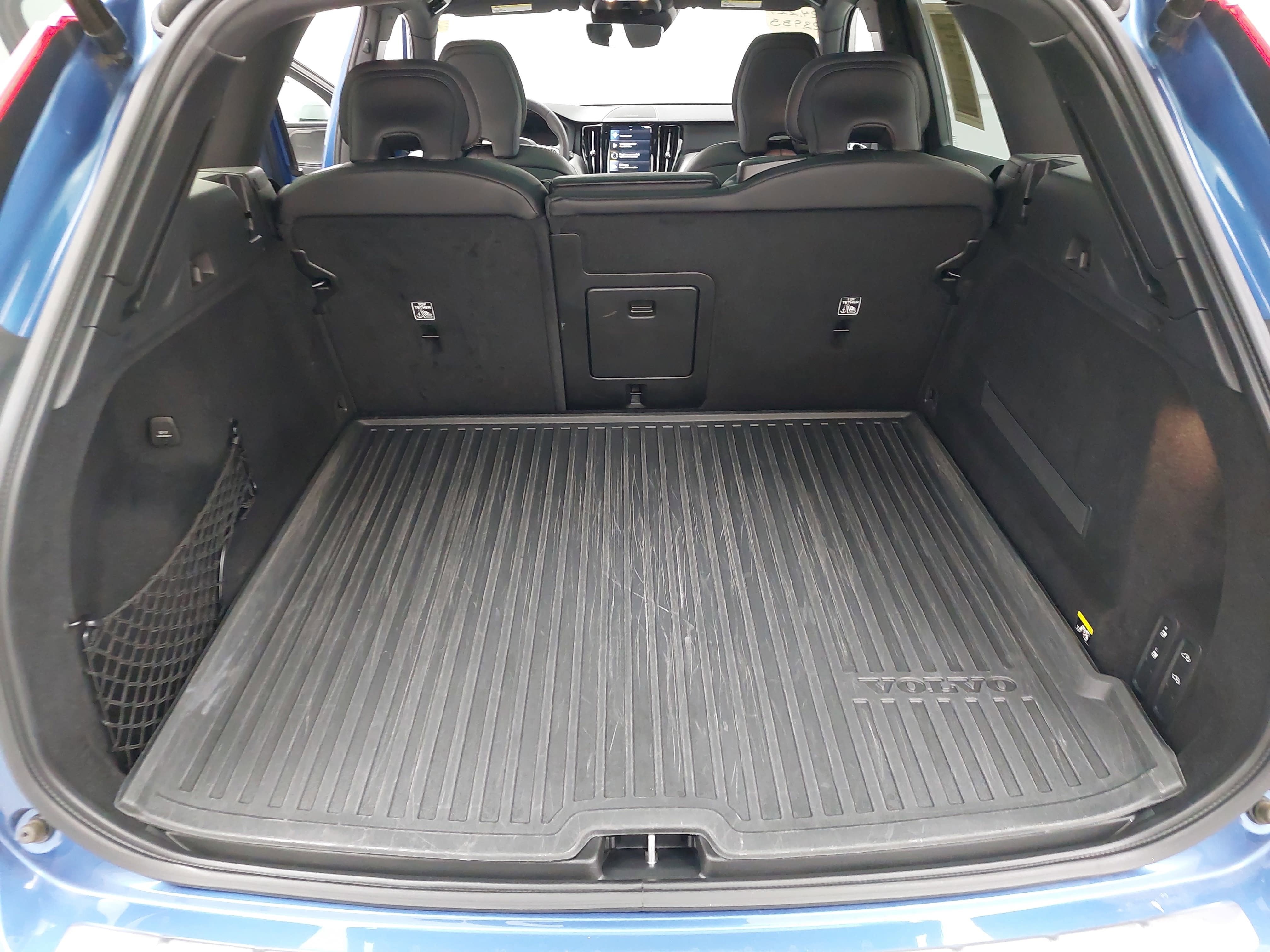 2019 Volvo XC60 T6 R-Design