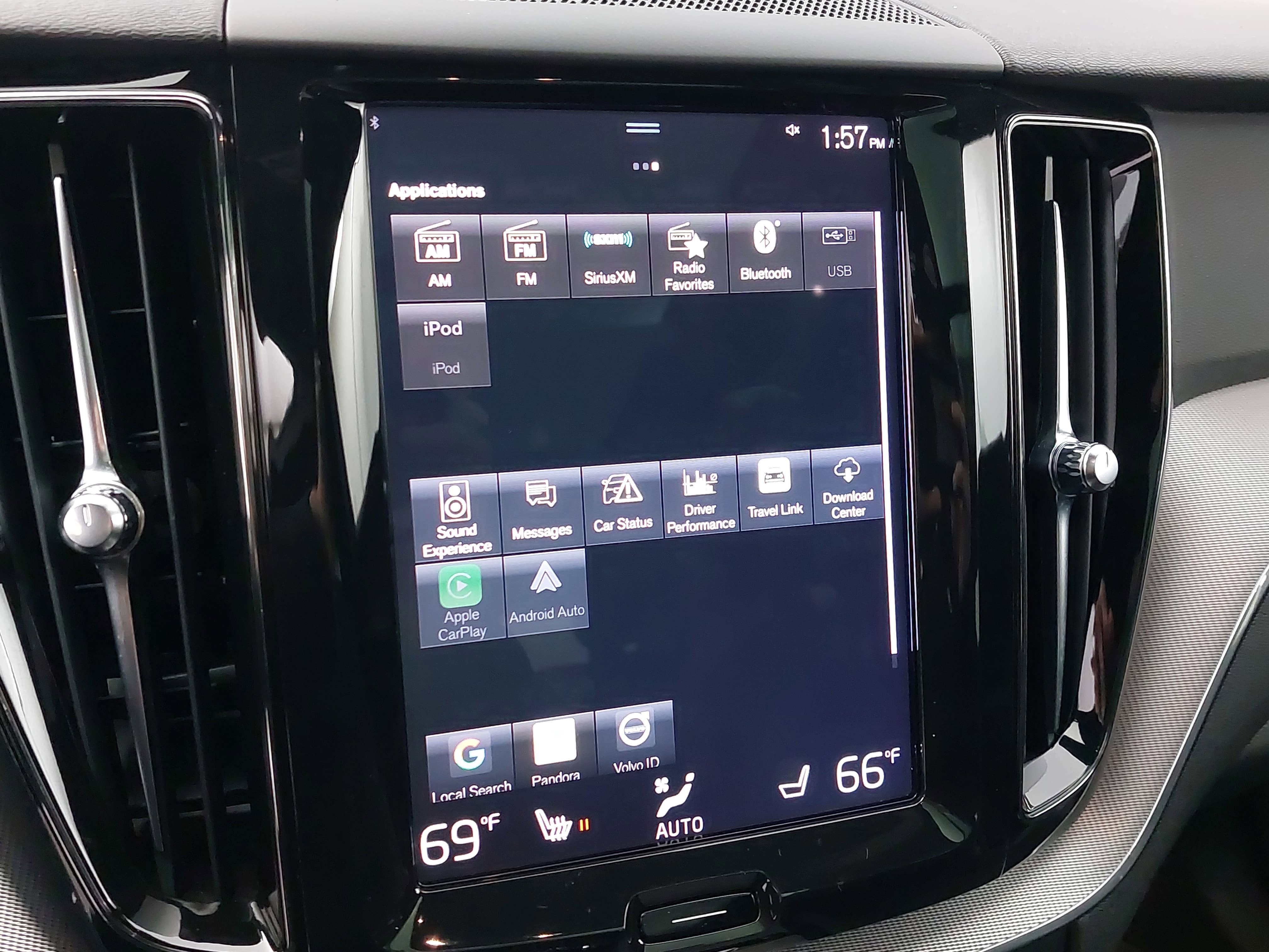 2019 Volvo XC60 T6 R-Design