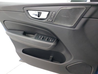 2019 Volvo XC60 T6 R-Design