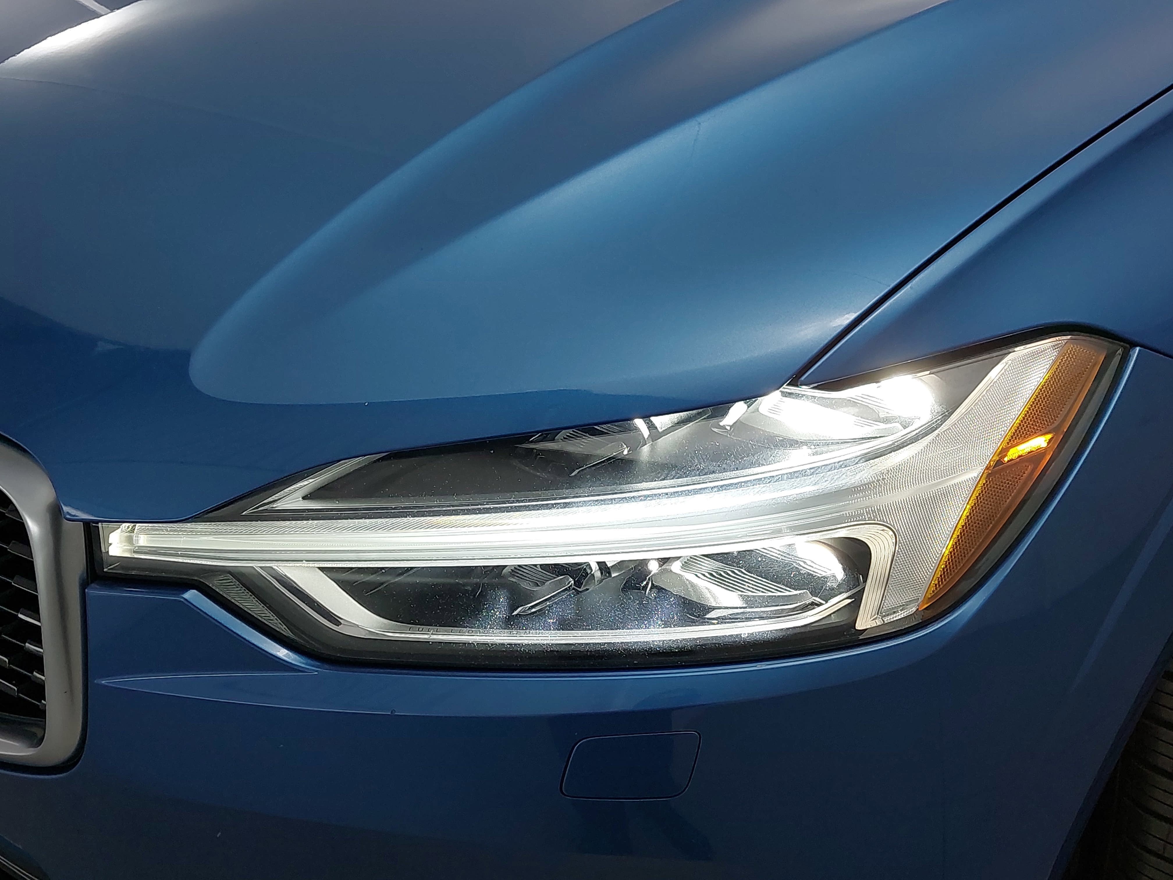 2019 Volvo XC60 T6 R-Design