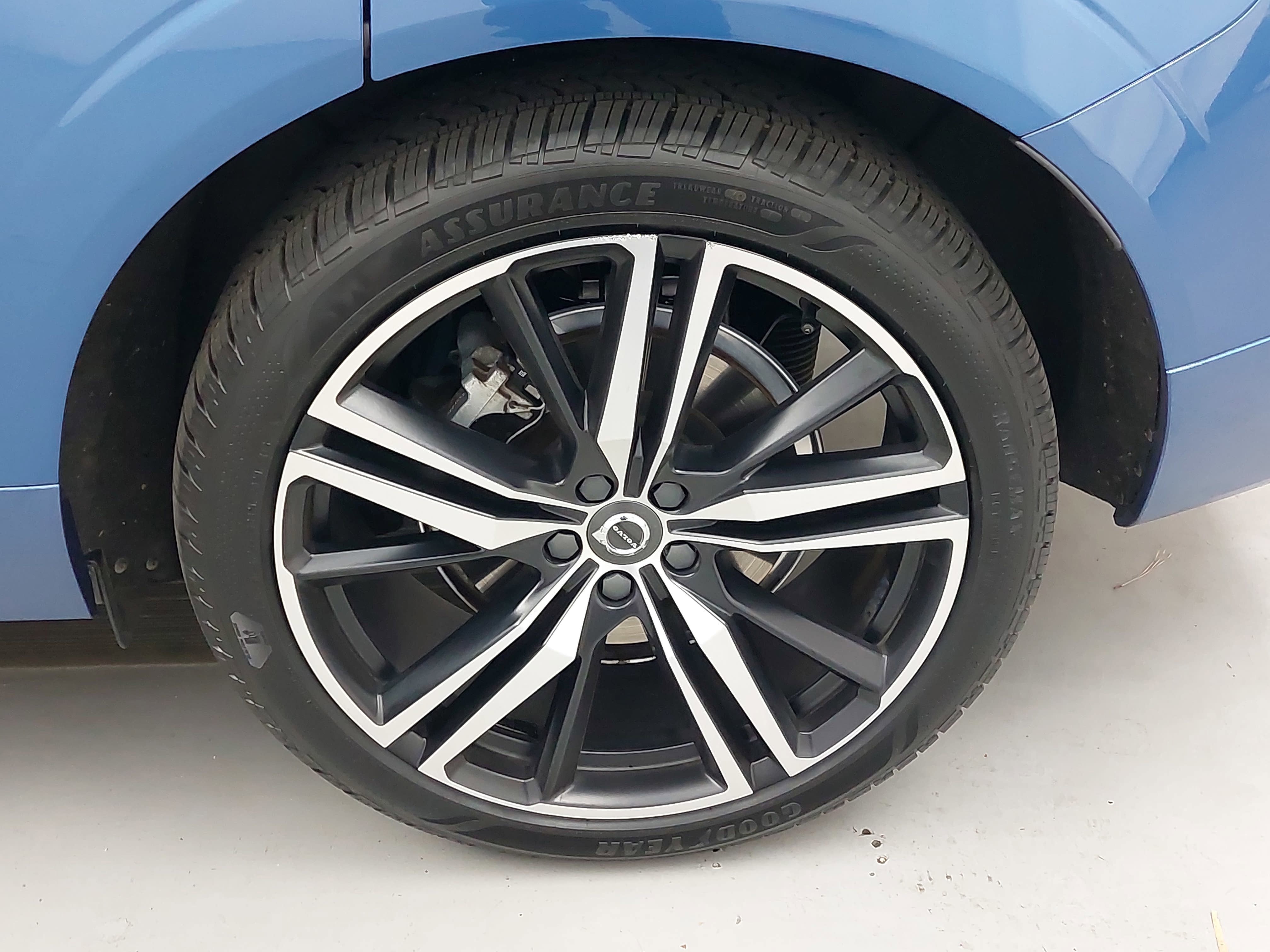 2019 Volvo XC60 T6 R-Design