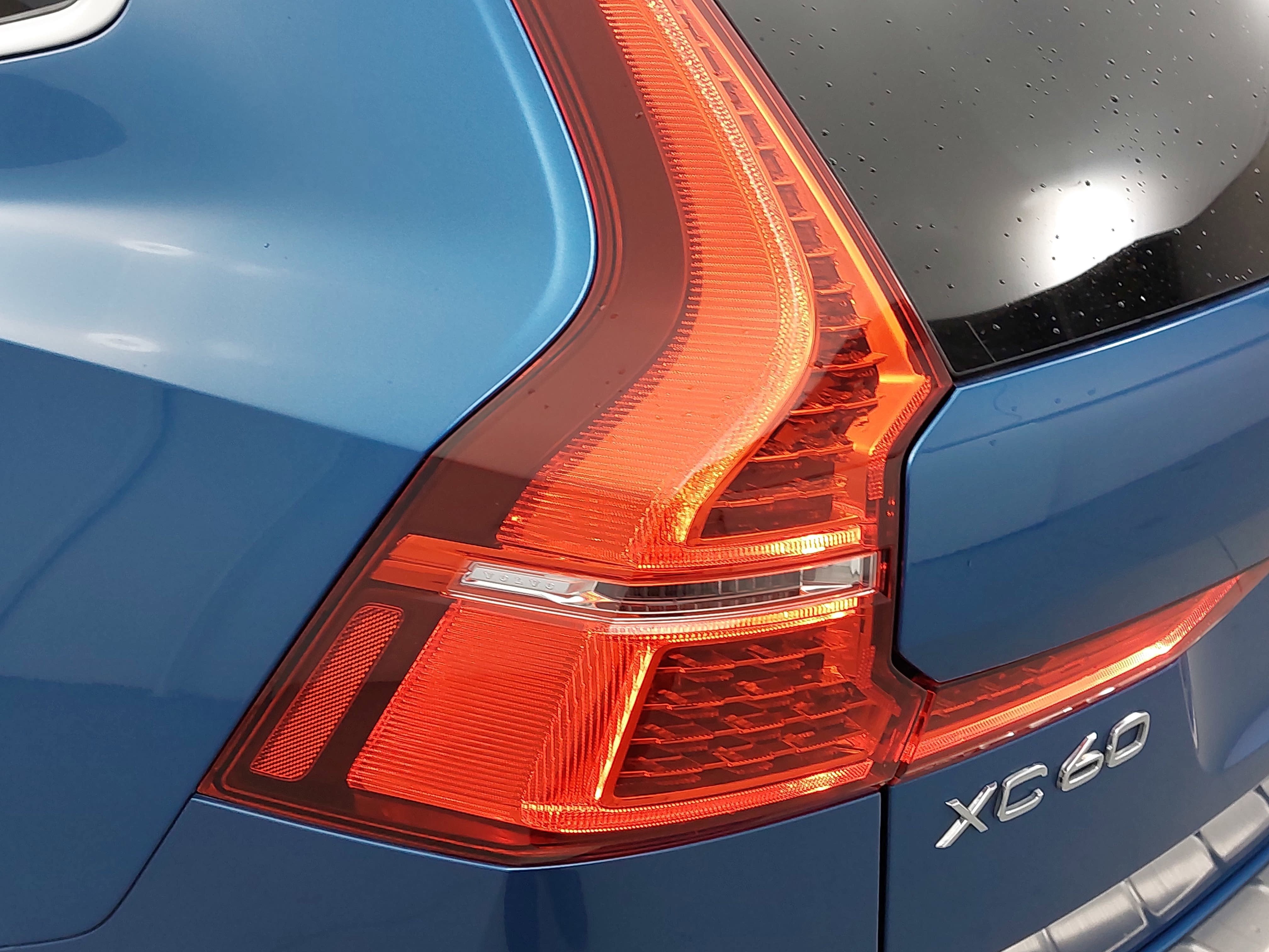 2019 Volvo XC60 T6 R-Design