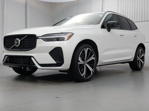 2025 Volvo XC60 Plug-In Hybrid T8 Ultra
