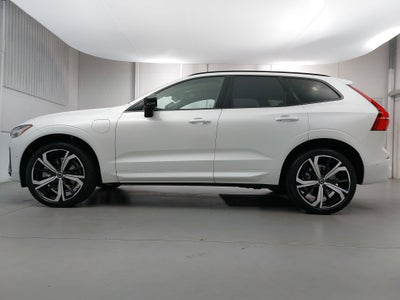 2025 Volvo XC60 Plug-In Hybrid T8 Ultra