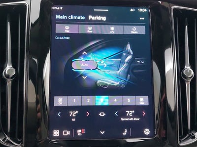 2025 Volvo XC60 Plug-In Hybrid T8 Ultra