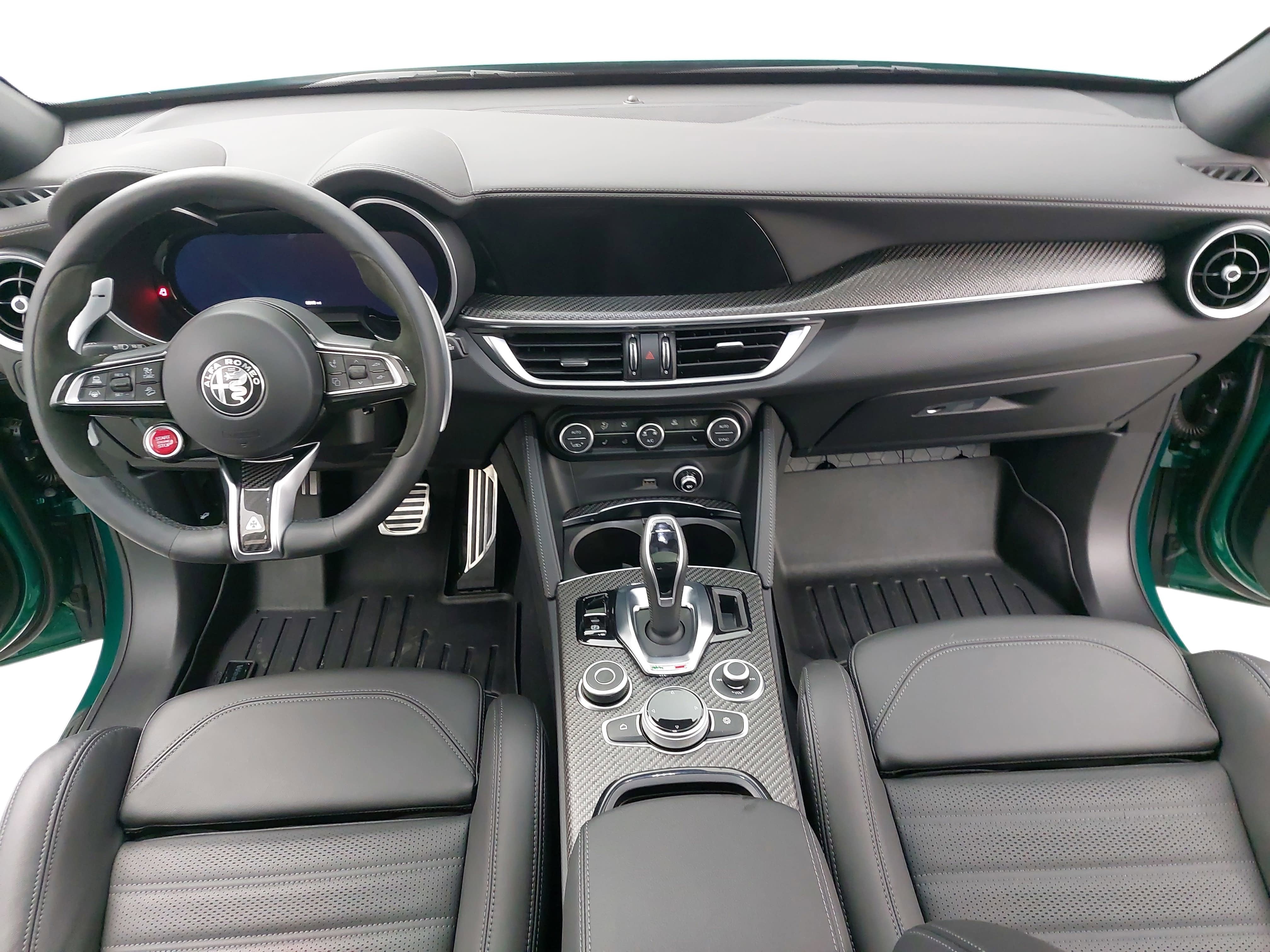 2024 Alfa Romeo Stelvio Quadrifoglio