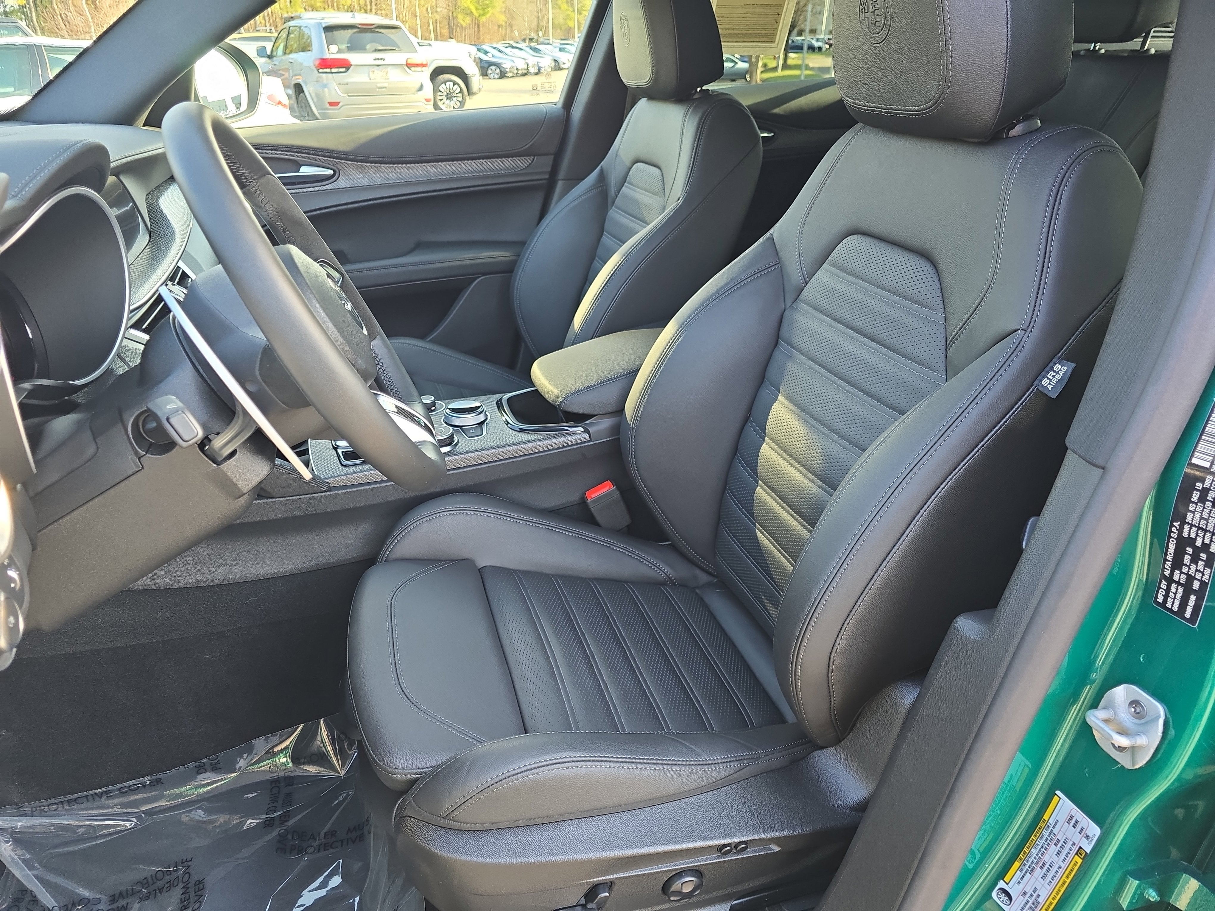 2024 Alfa Romeo Stelvio Quadrifoglio