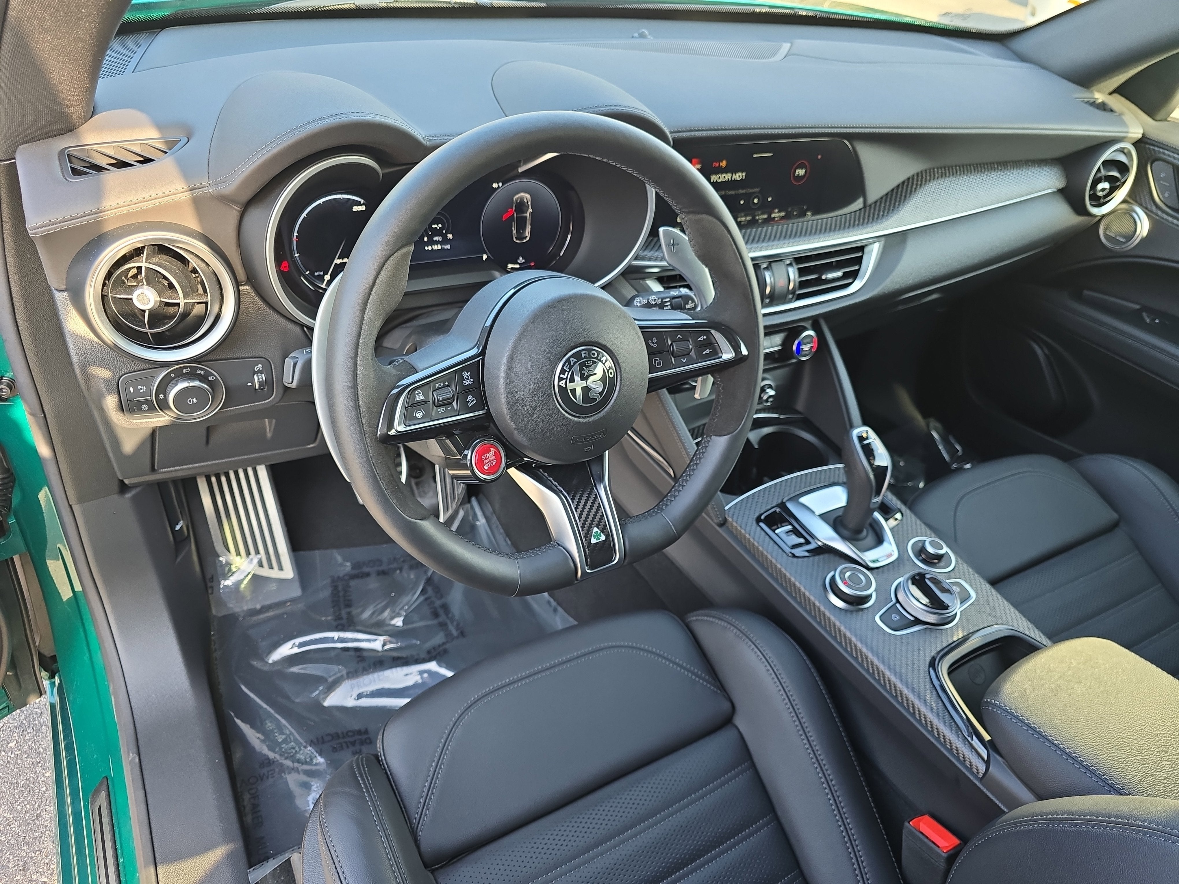 2024 Alfa Romeo Stelvio Quadrifoglio