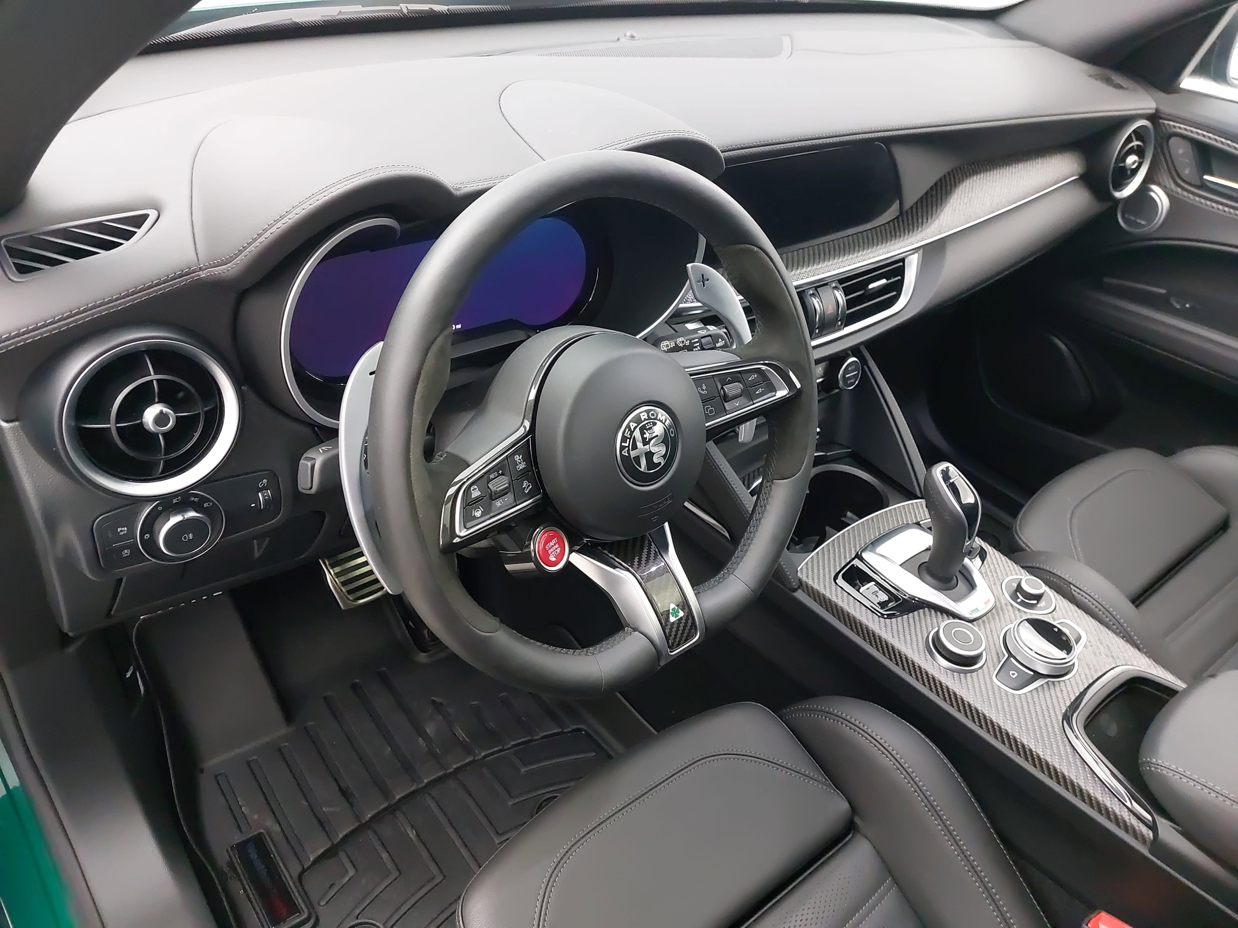 2024 Alfa Romeo Stelvio Quadrifoglio