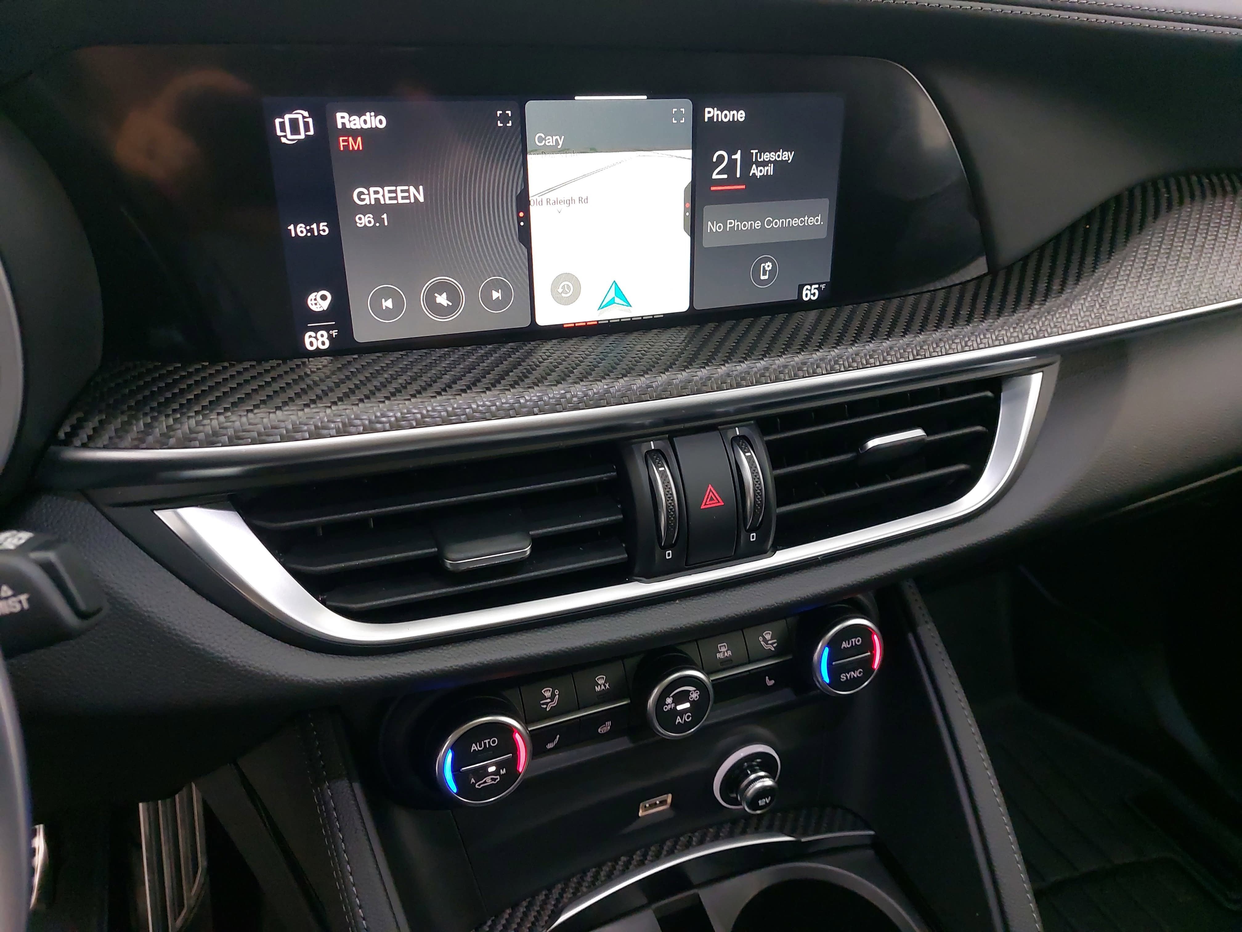 2024 Alfa Romeo Stelvio Quadrifoglio