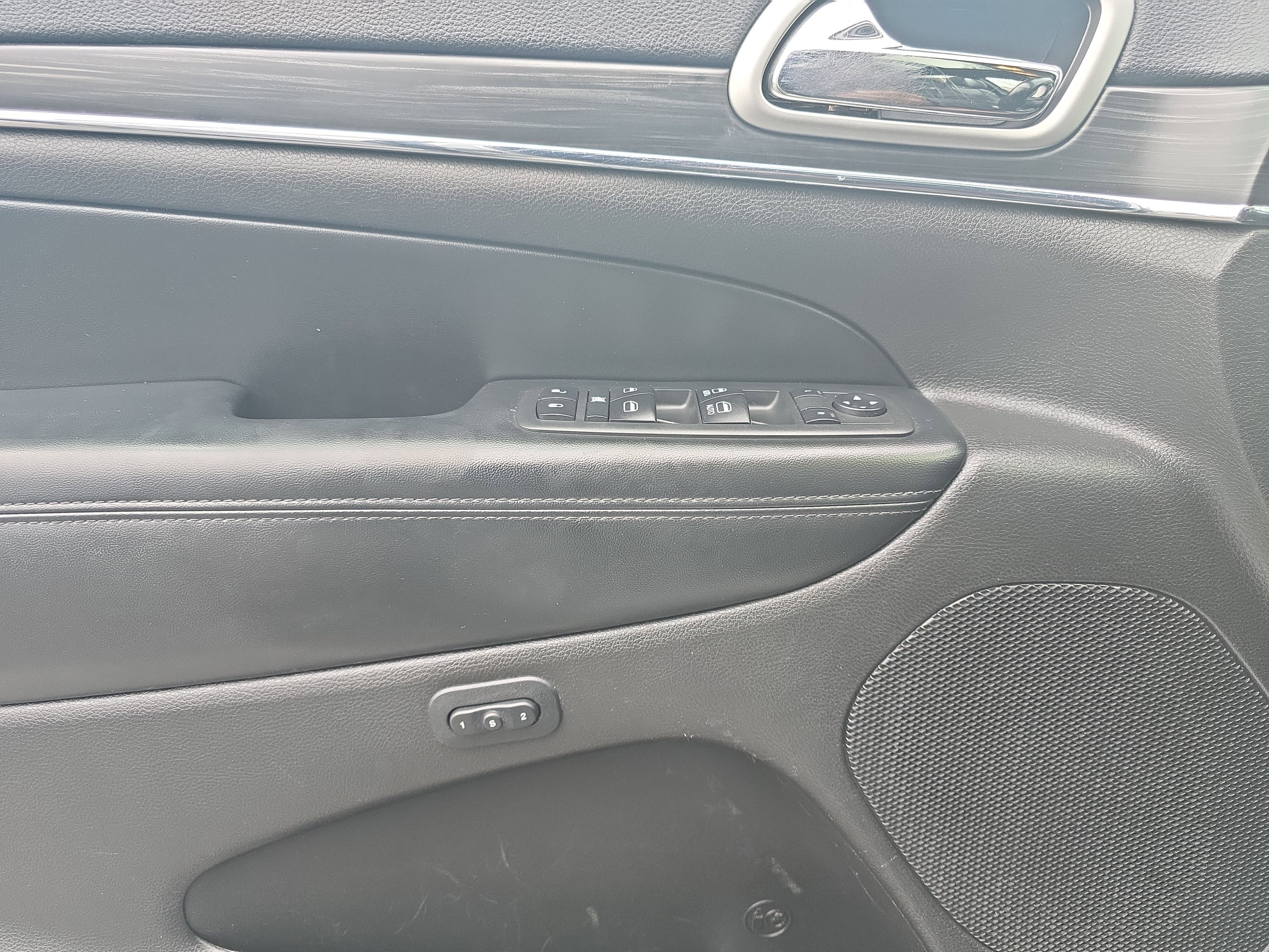 2020 Jeep Grand Cherokee Limited 4x2