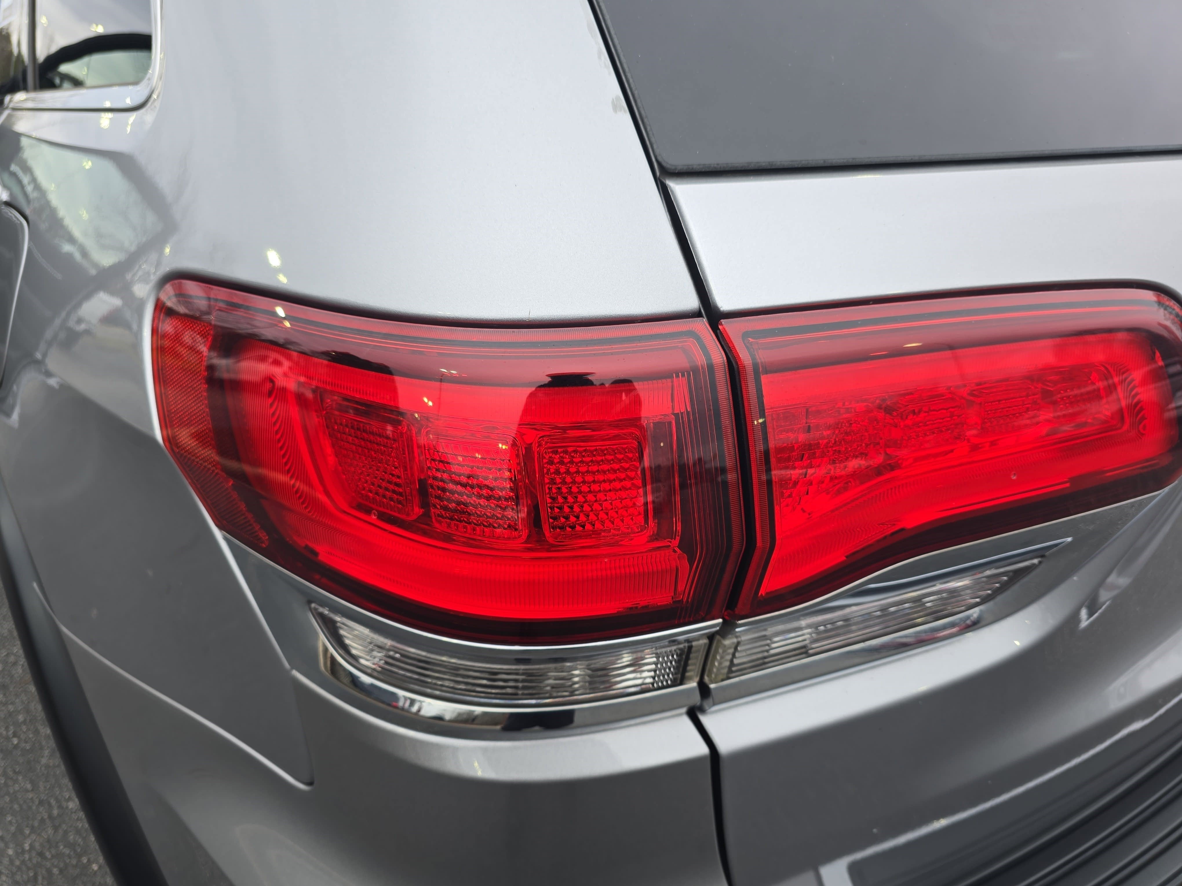 2020 Jeep Grand Cherokee Limited 4x2