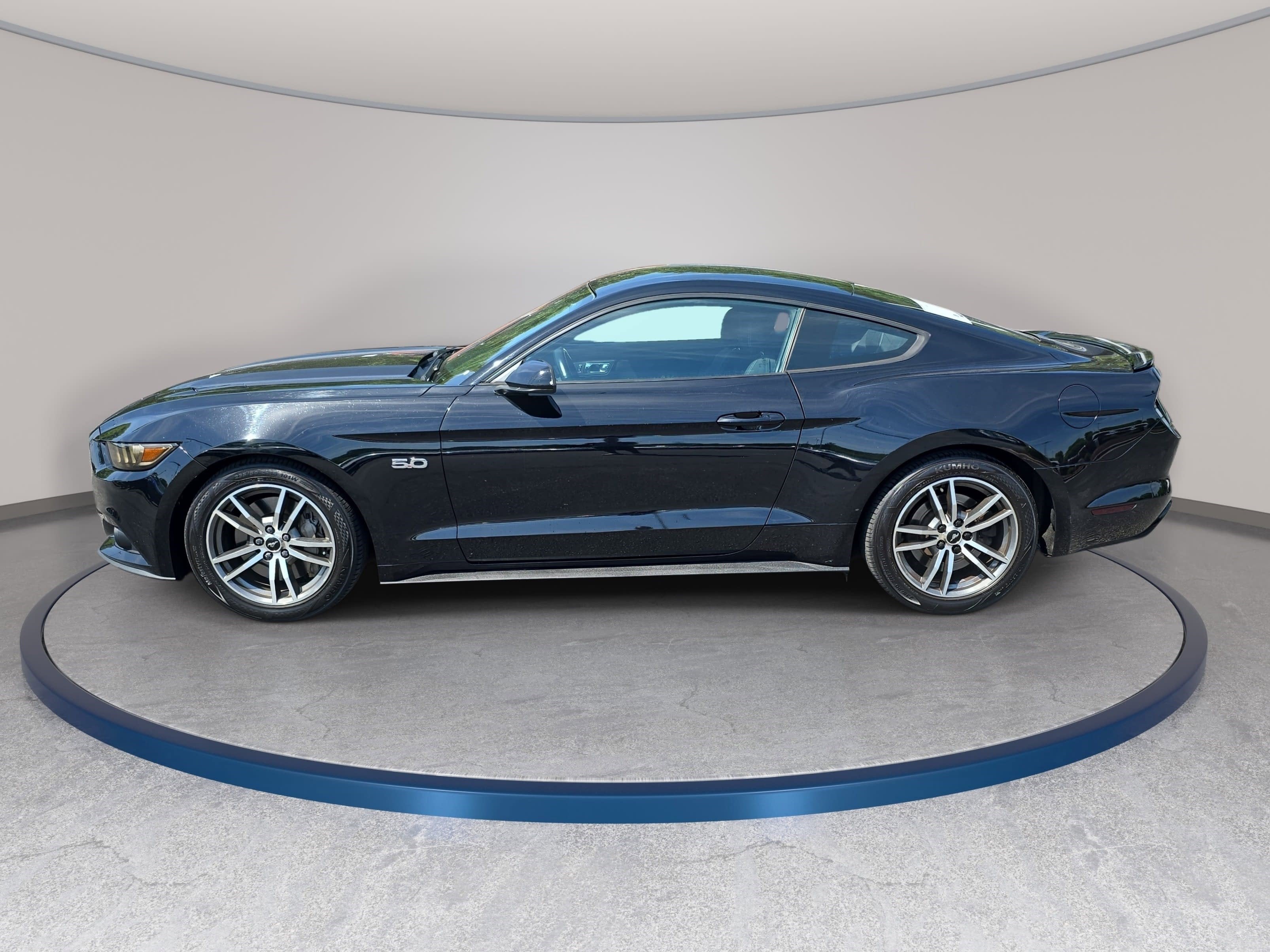 2015 Ford Mustang 2dr Fastback GT