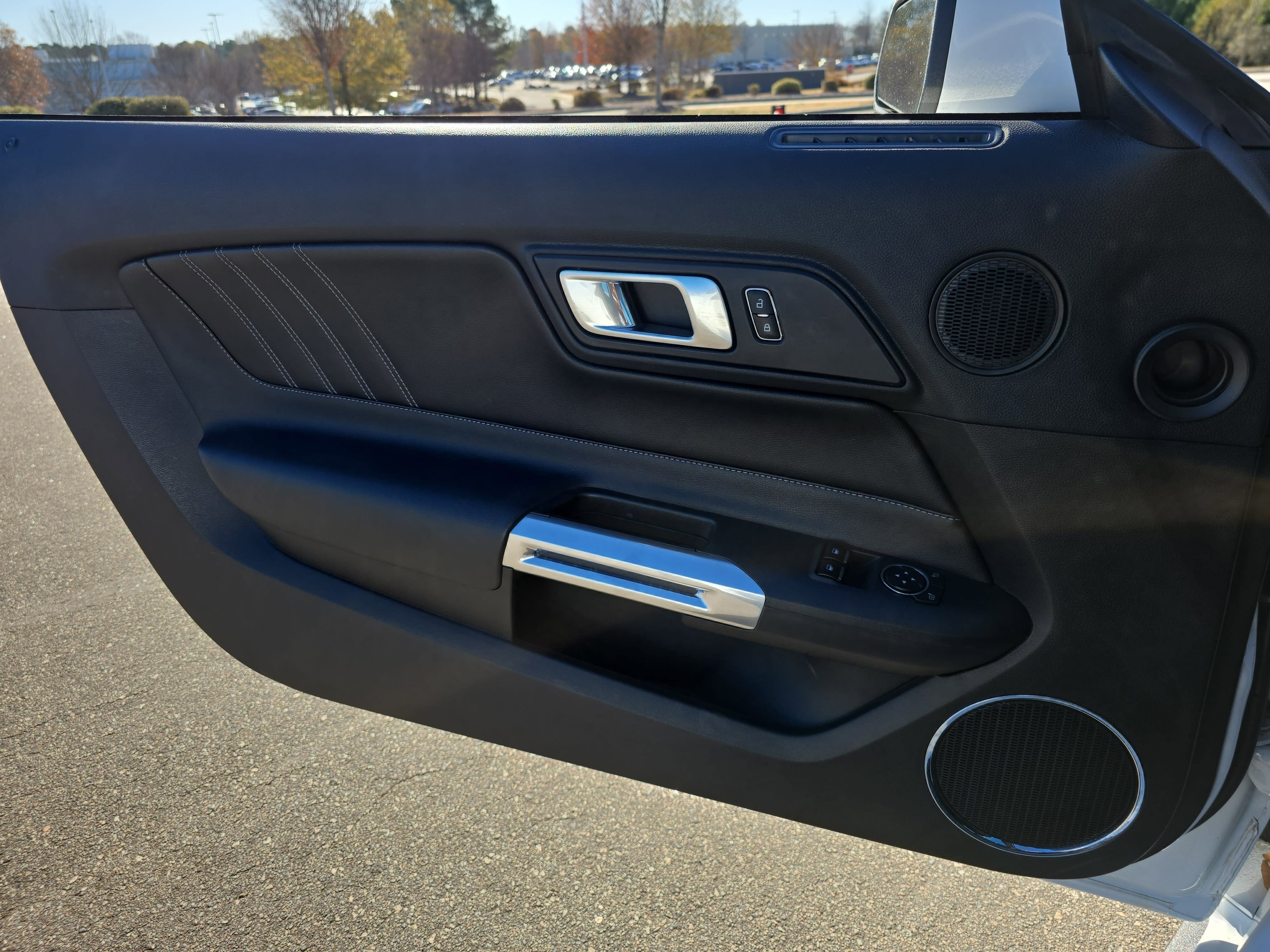 2022 Ford Mustang EcoBoost Premium Fastback