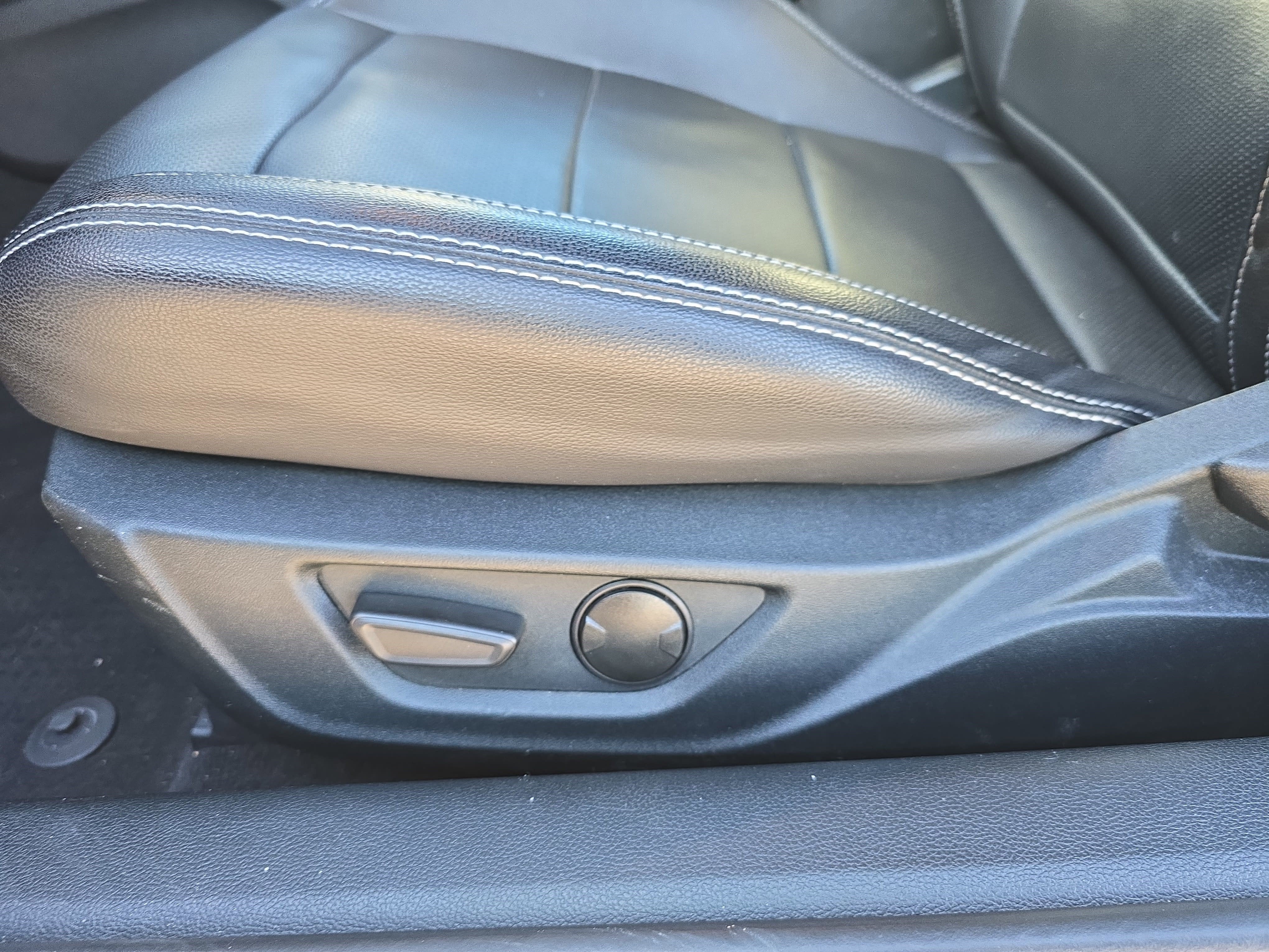 2022 Ford Mustang EcoBoost Premium Fastback