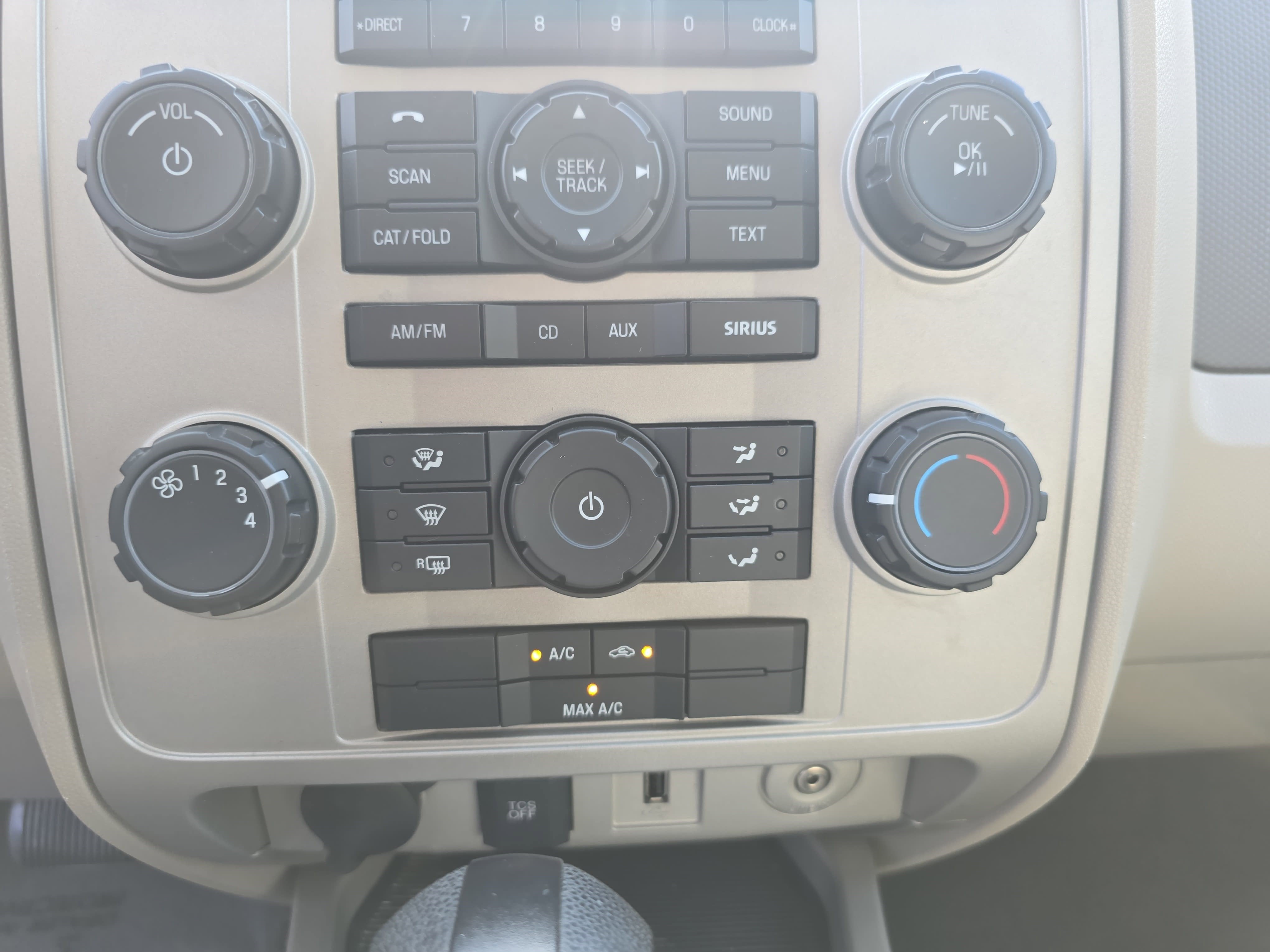 2012 Ford Escape FWD 4dr XLT