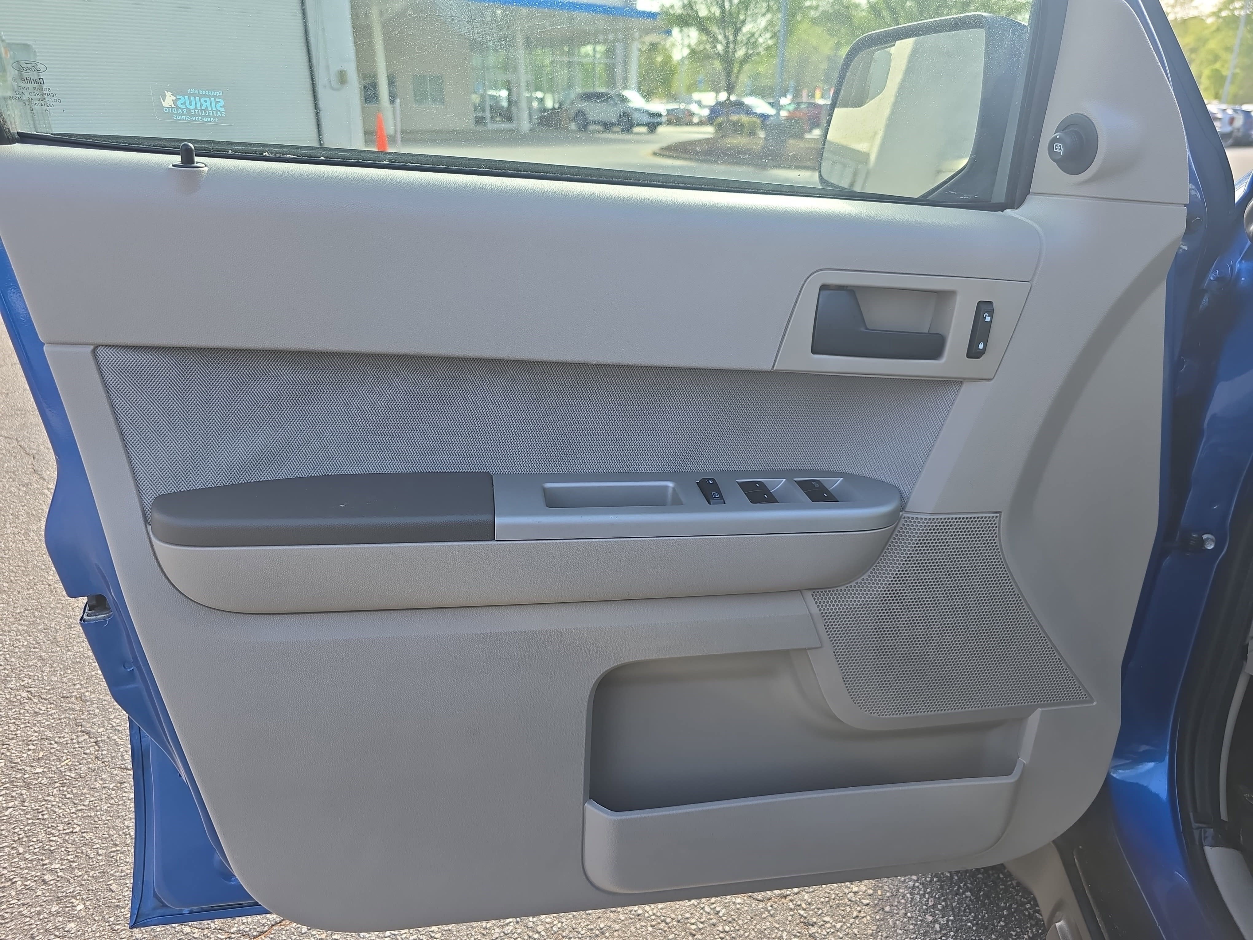 2012 Ford Escape FWD 4dr XLT