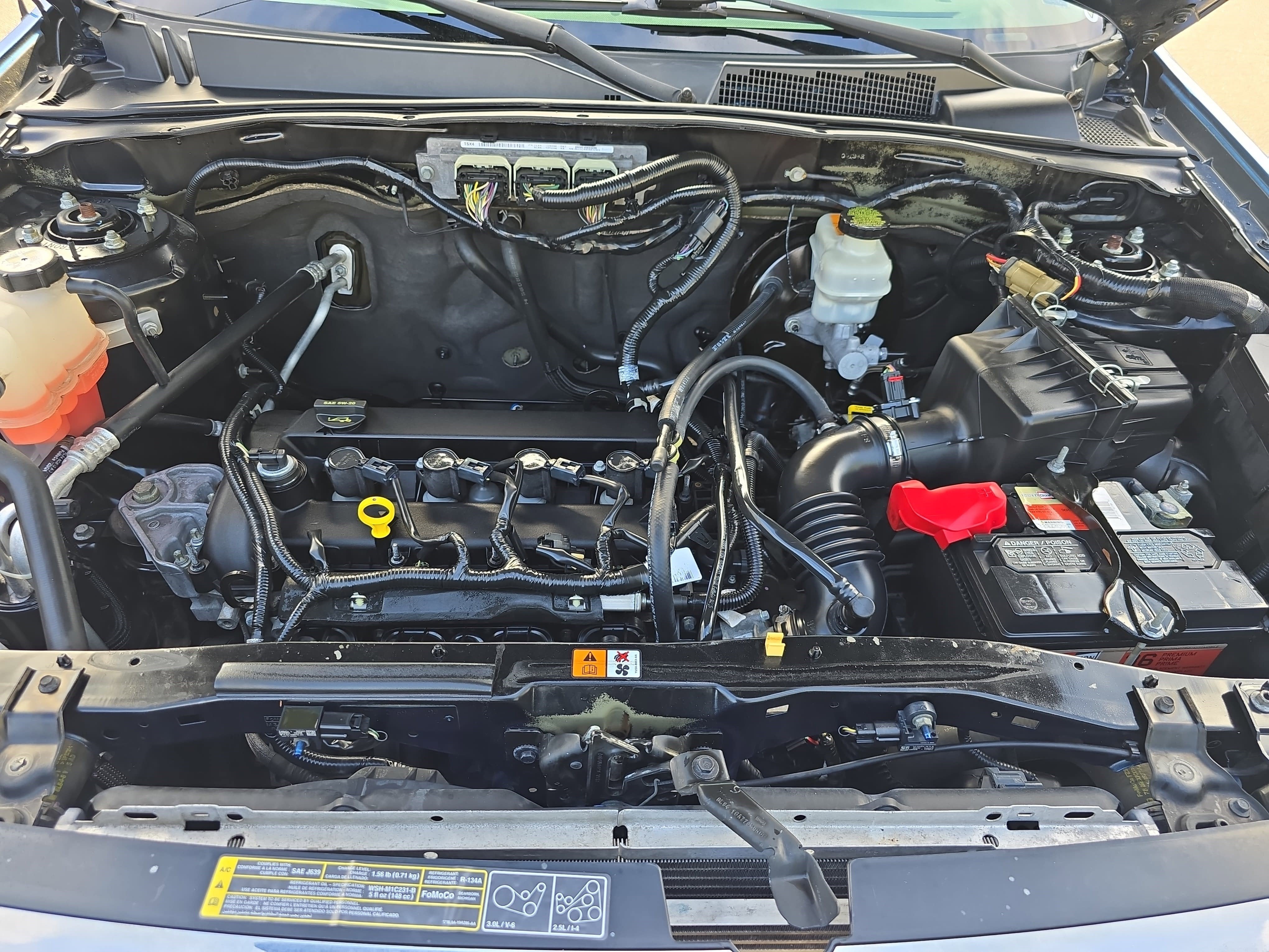 2012 Ford Escape FWD 4dr XLT