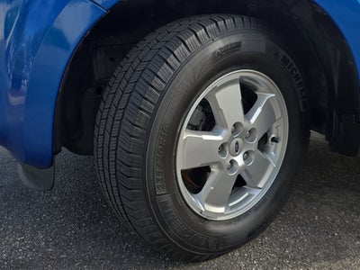 2012 Ford Escape FWD 4dr XLT