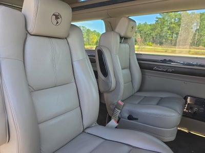 2016 Ford Transit Wagon T-150 130 Low Roof XLT Swing-Out RH Dr