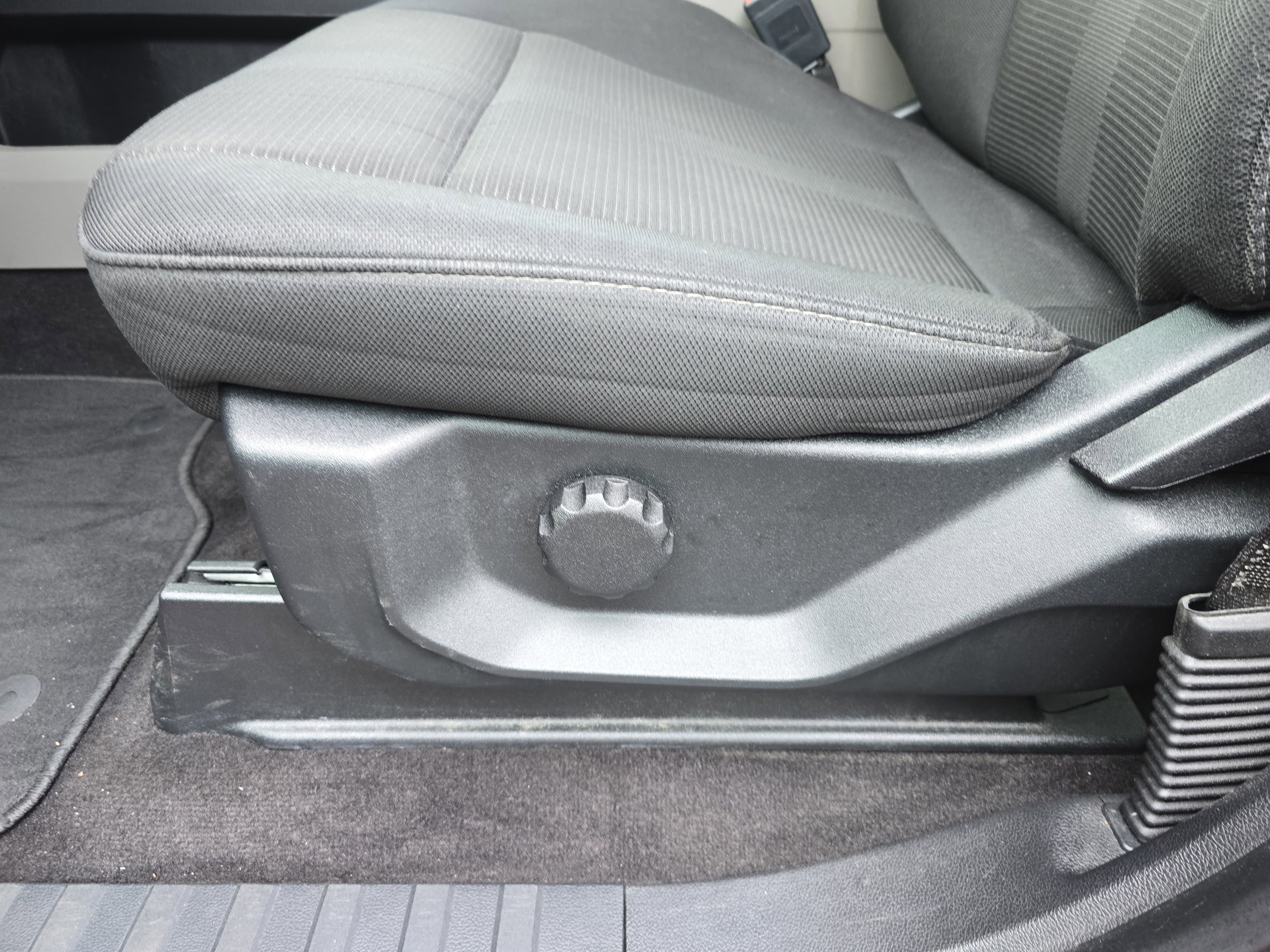 2020 Ford F-150 Base