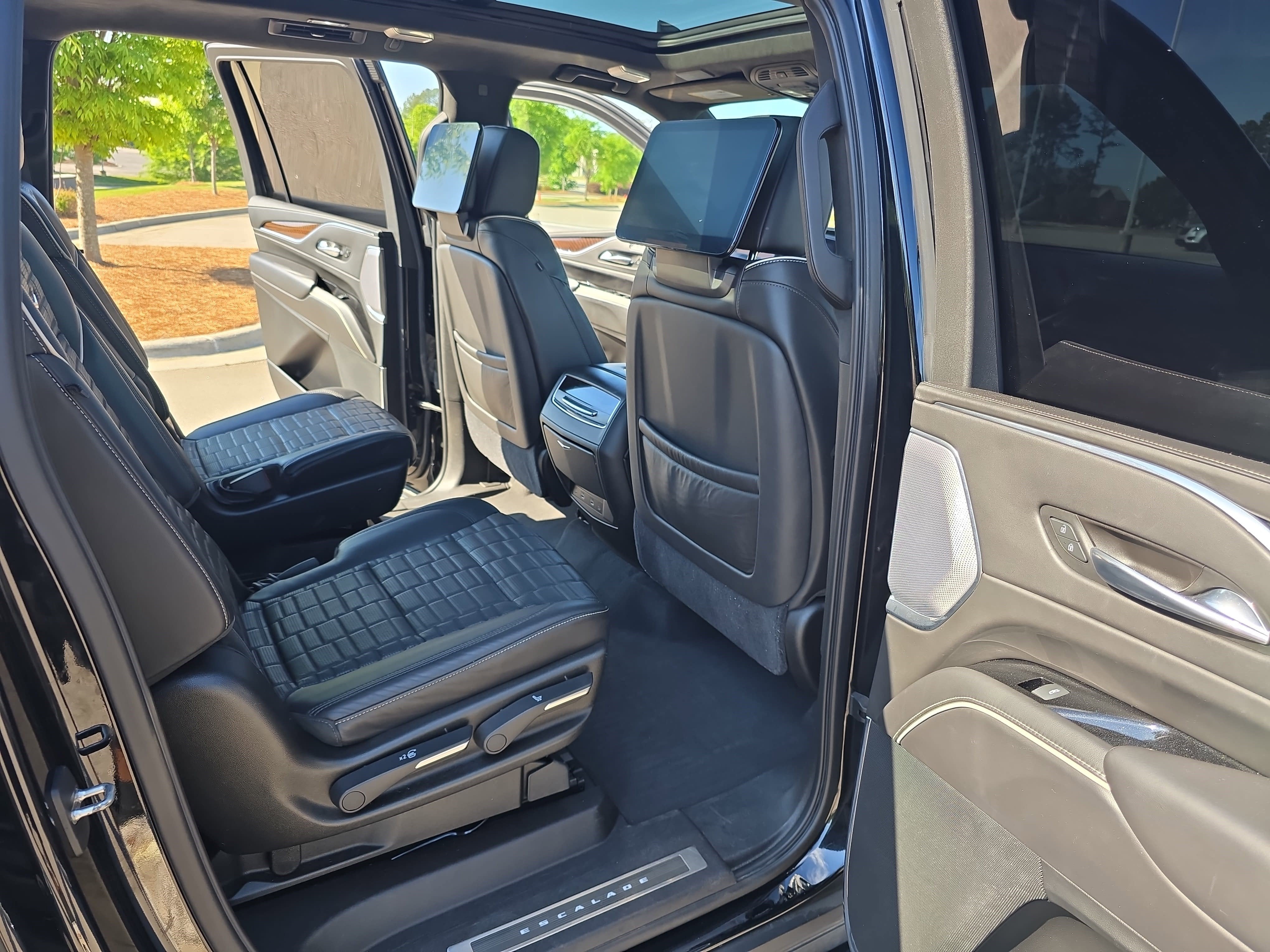 2021 Cadillac Escalade ESV 4WD 4dr Sport Platinum