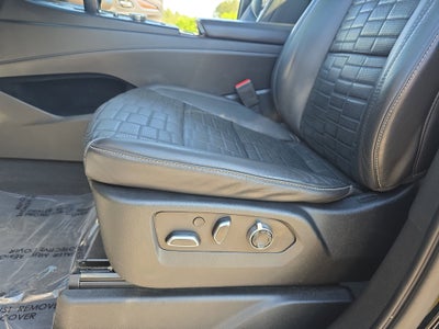 2021 Cadillac Escalade ESV 4WD 4dr Sport Platinum