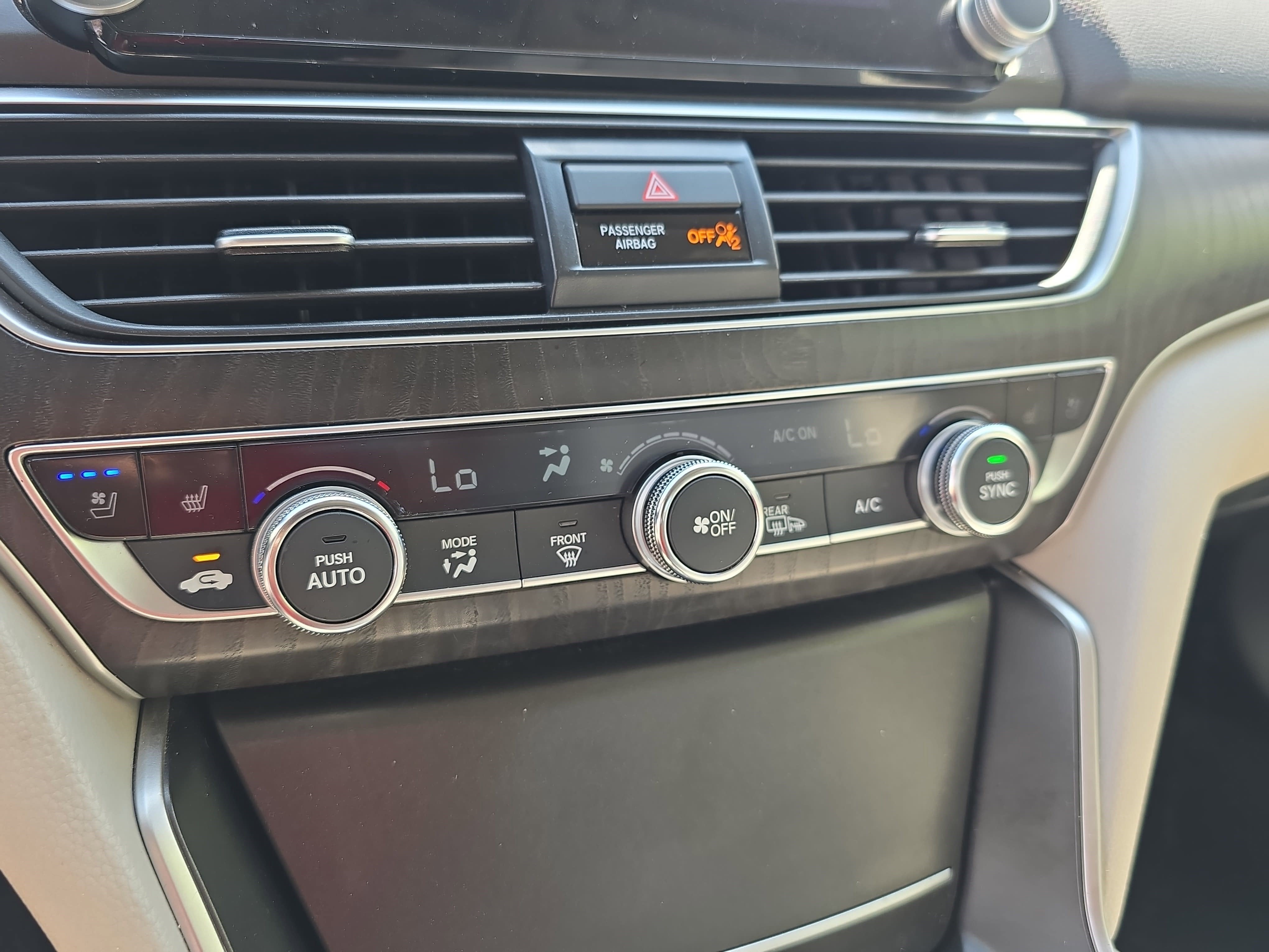 2021 Honda Accord Touring 2.0T Auto