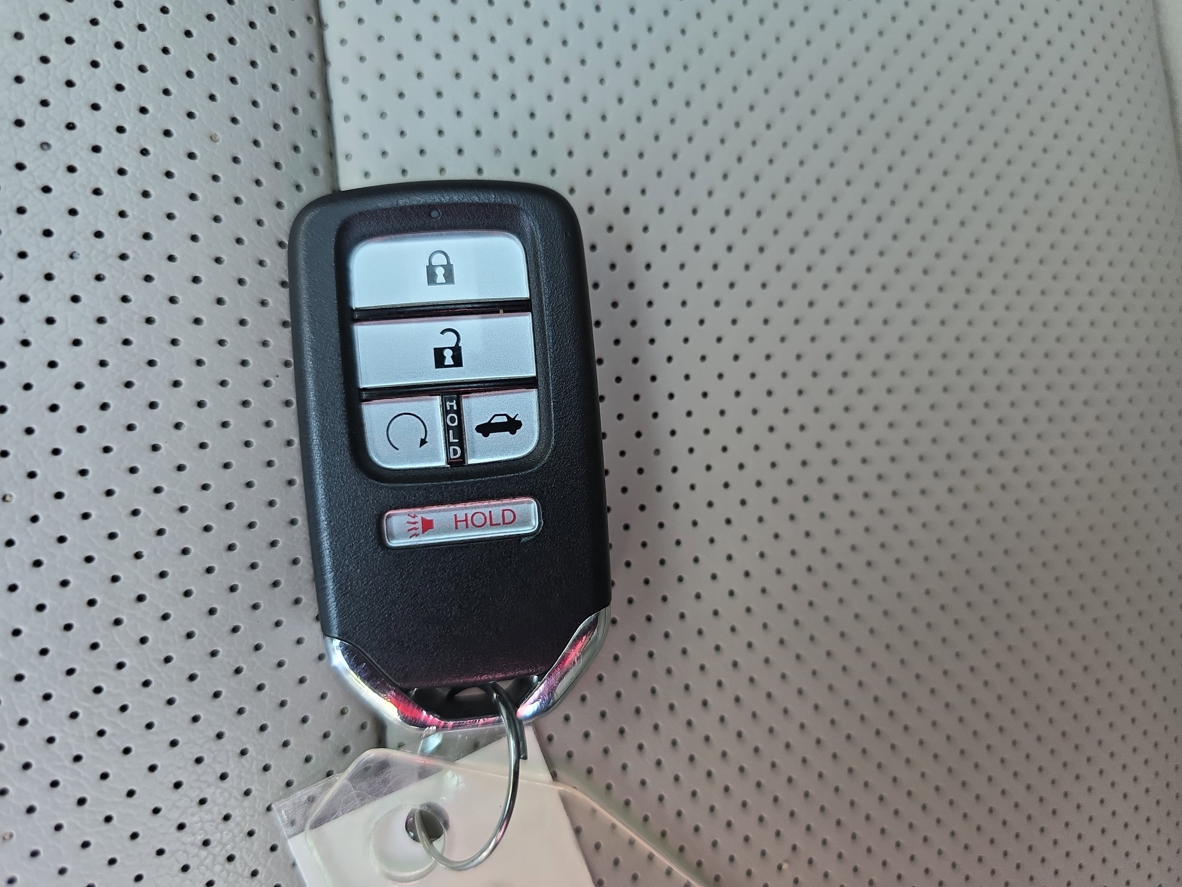 2021 Honda Accord Touring 2.0T Auto