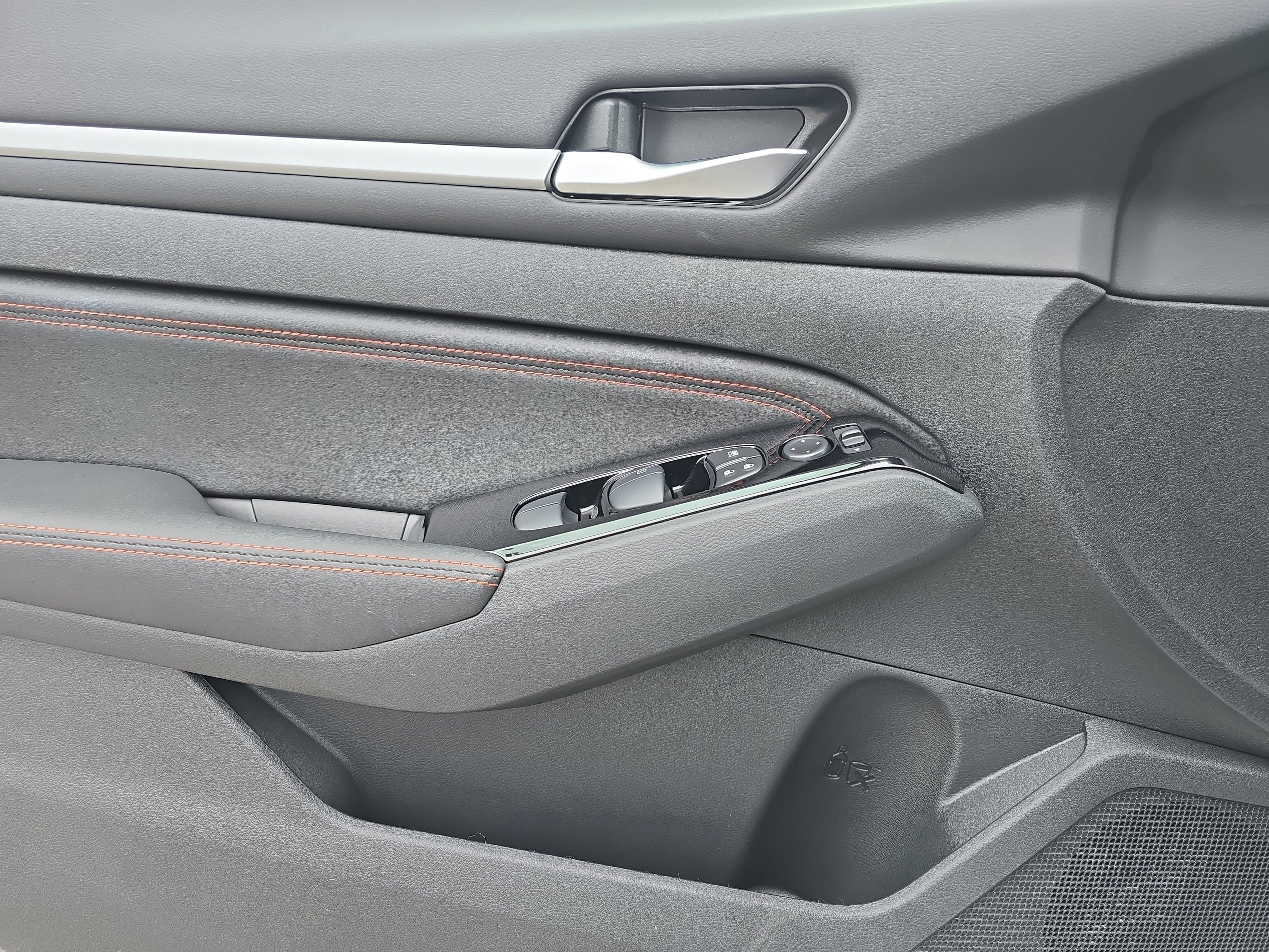 2023 Nissan Altima 2.5 SR Sedan