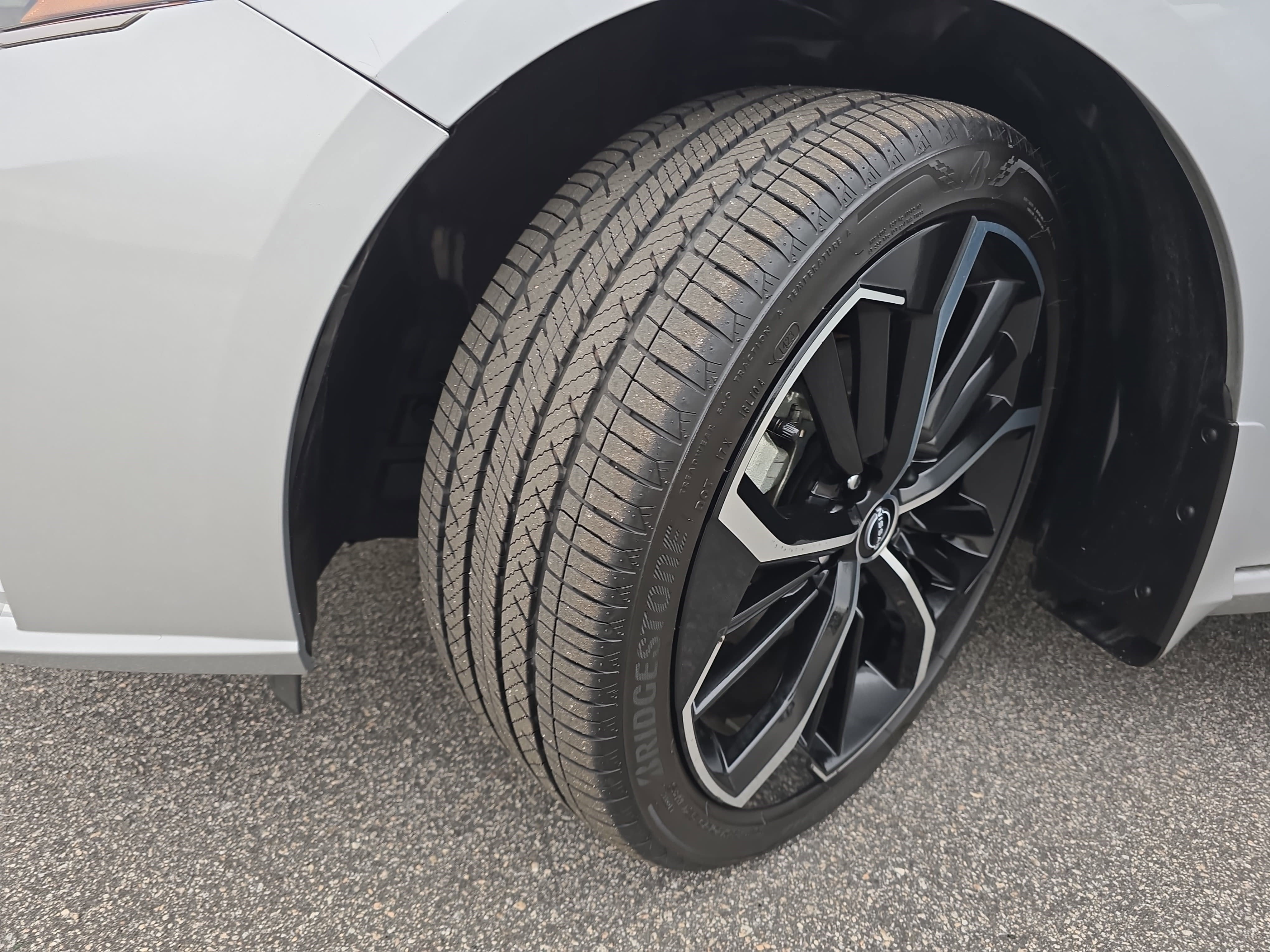 2023 Nissan Altima 2.5 SR Sedan