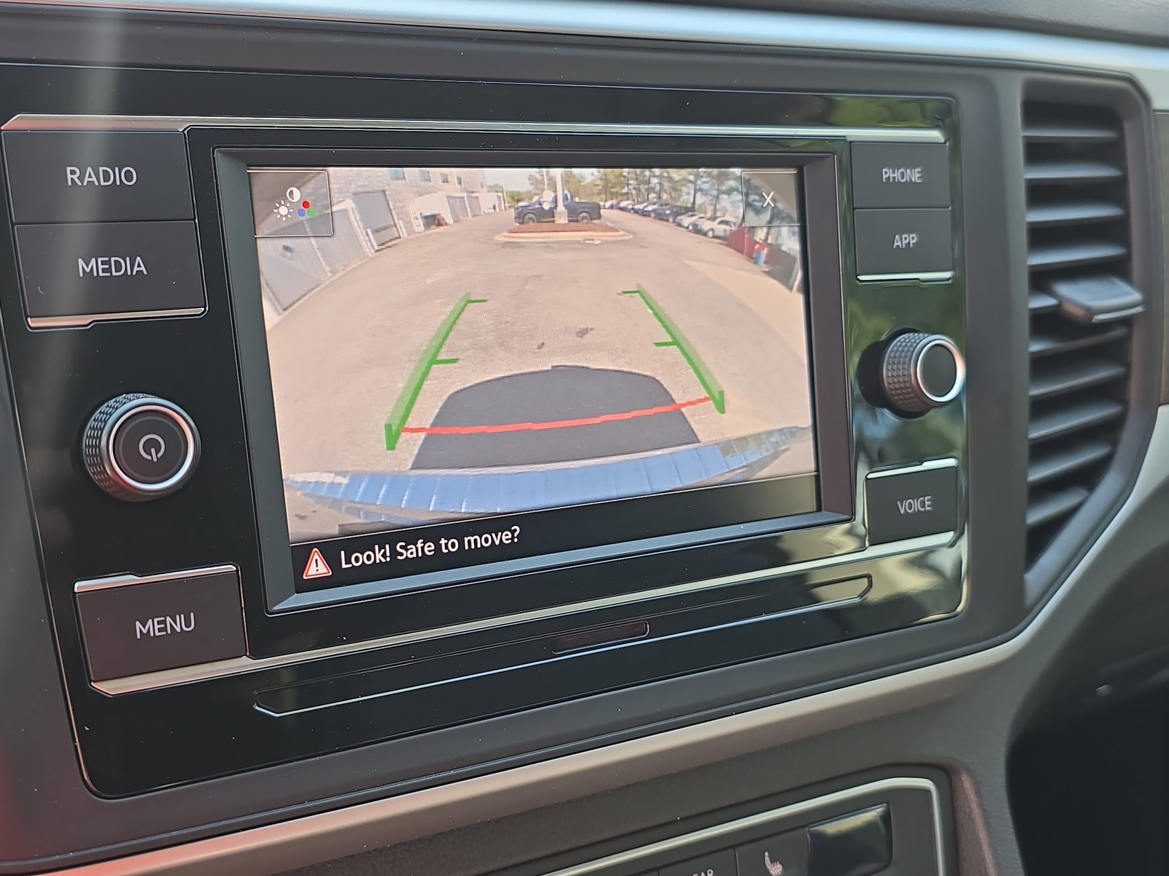 2023 Volkswagen Atlas 2.0T SE 4MOTION