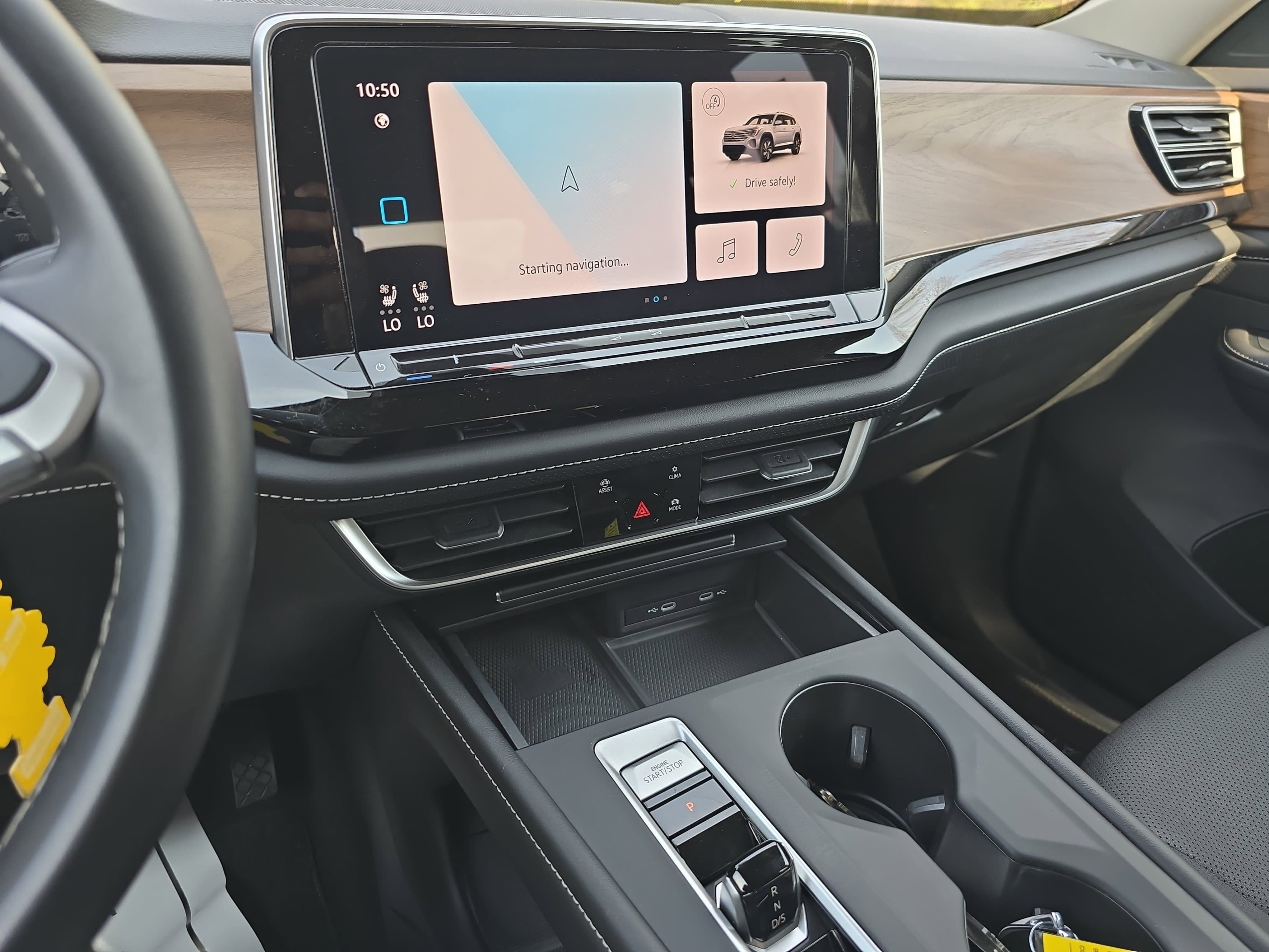 2024 Volkswagen Atlas 2.0T SE 4MOTION