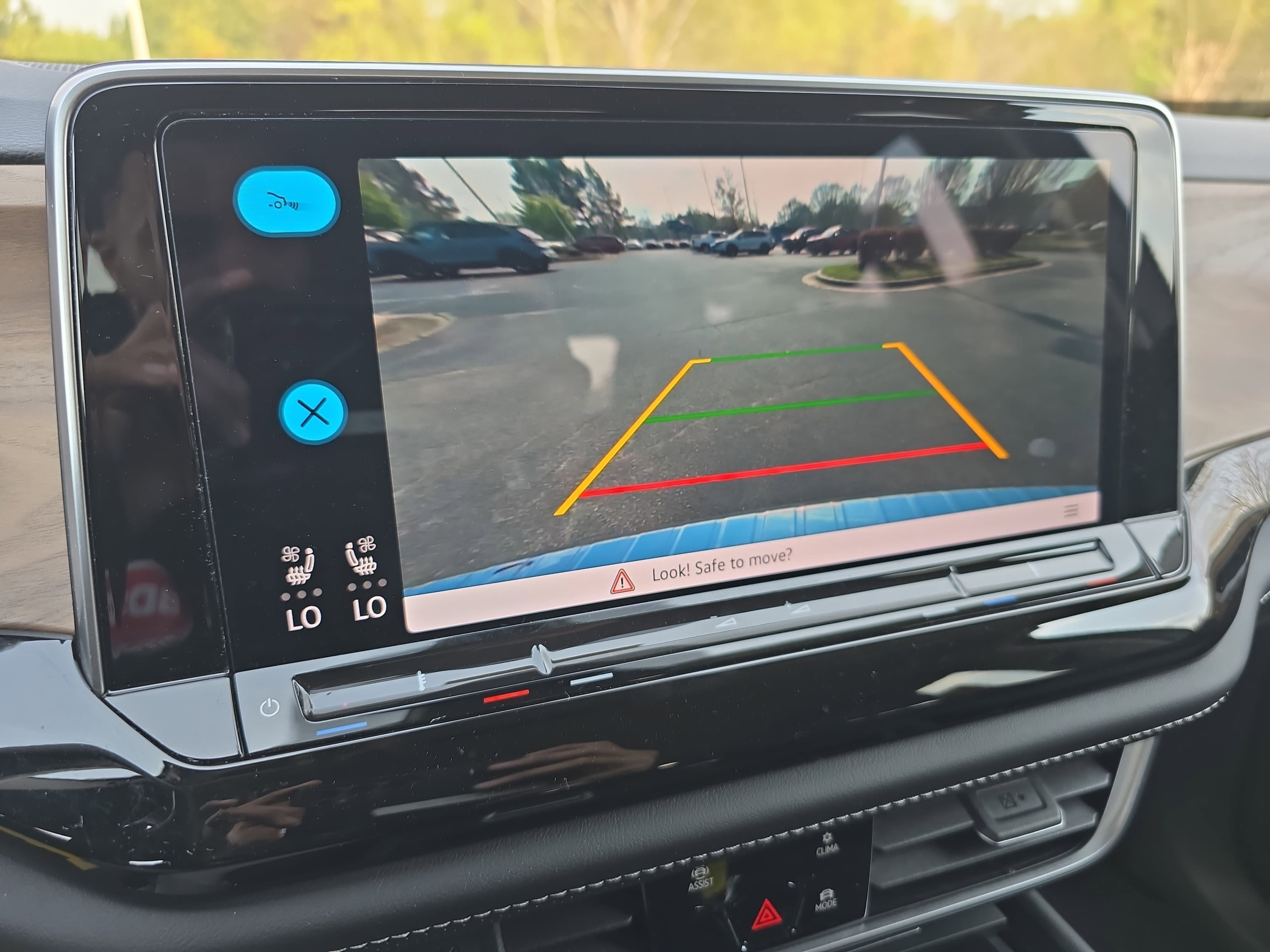 2024 Volkswagen Atlas 2.0T SE 4MOTION