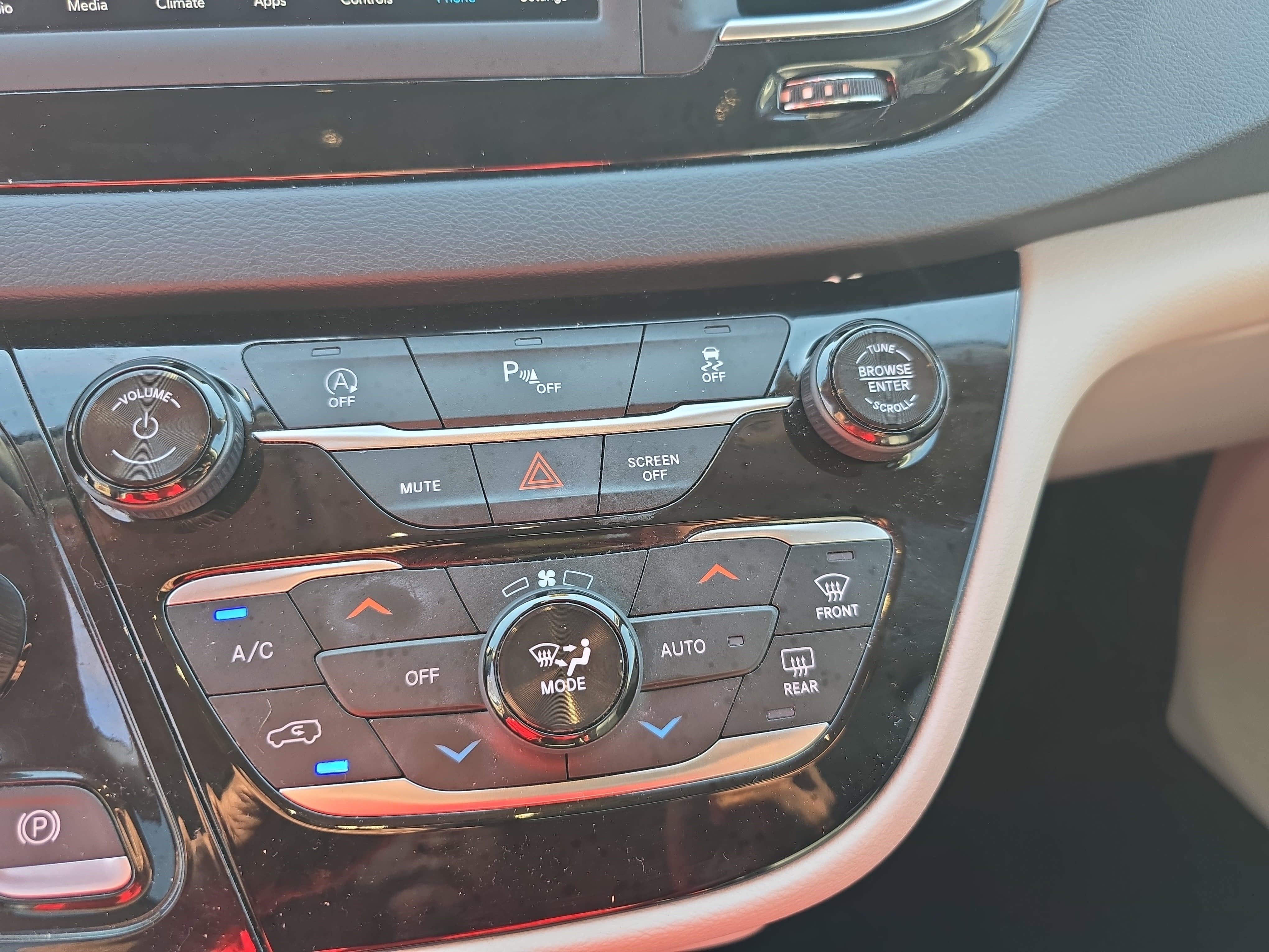 2018 Chrysler Pacifica Touring L FWD