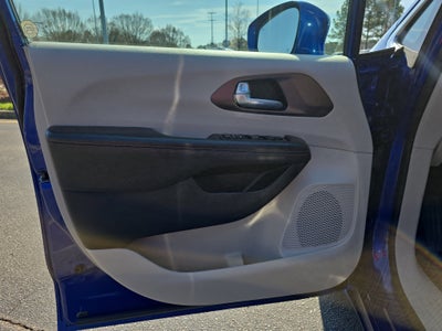 2018 Chrysler Pacifica Touring L FWD