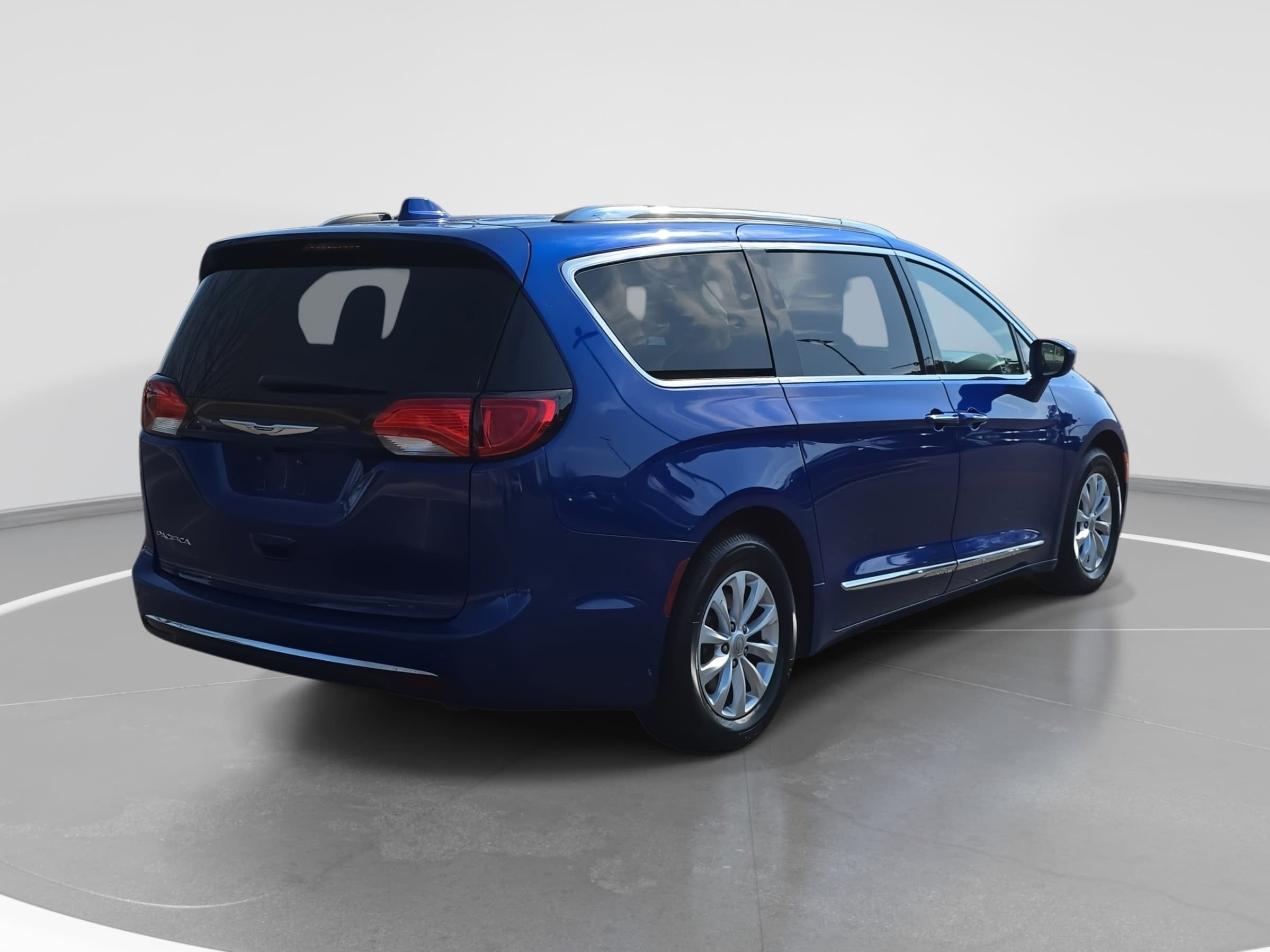 2018 Chrysler Pacifica Touring L FWD