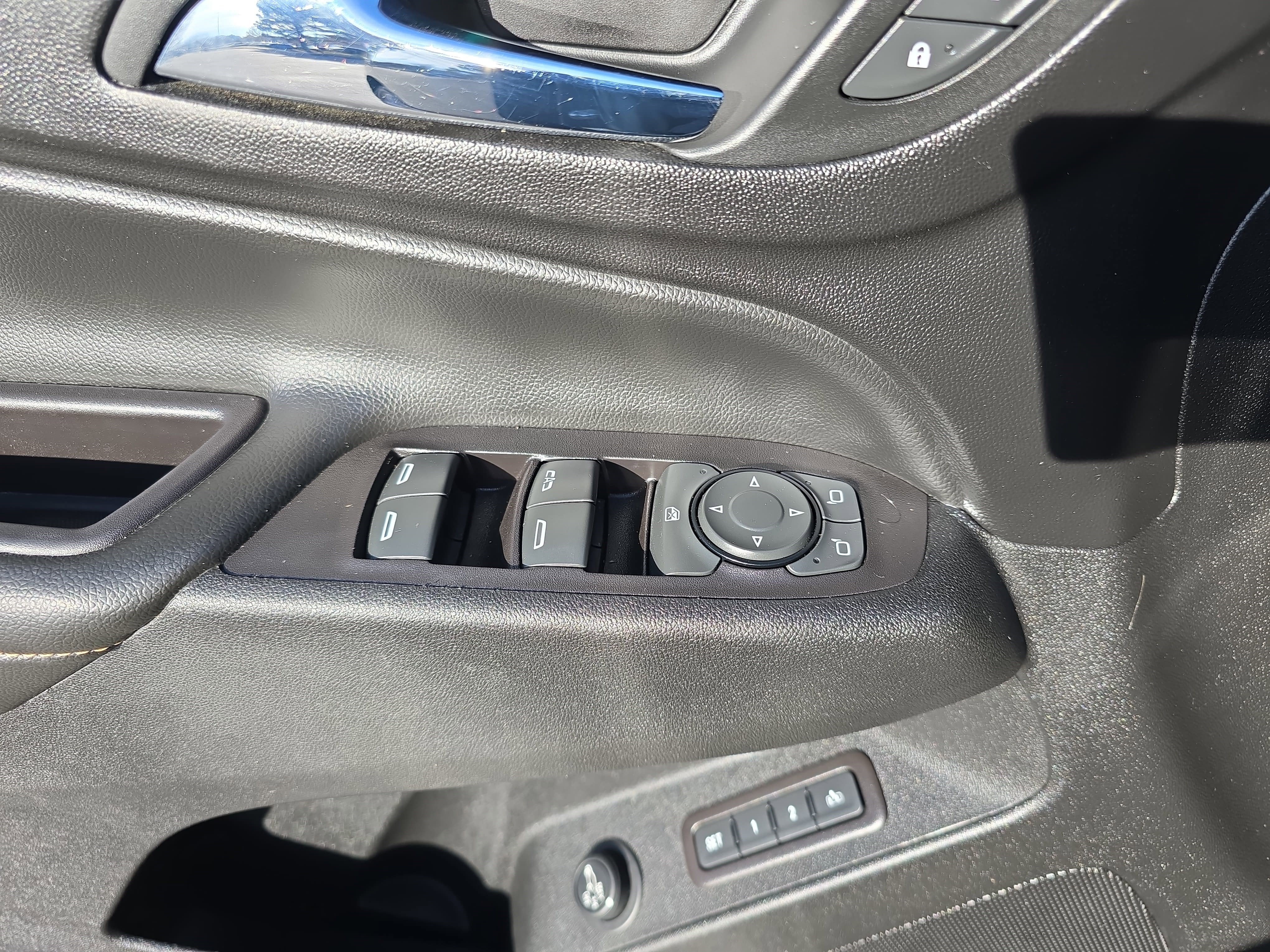 2020 Chevrolet Equinox FWD 4dr Premier w/2LZ