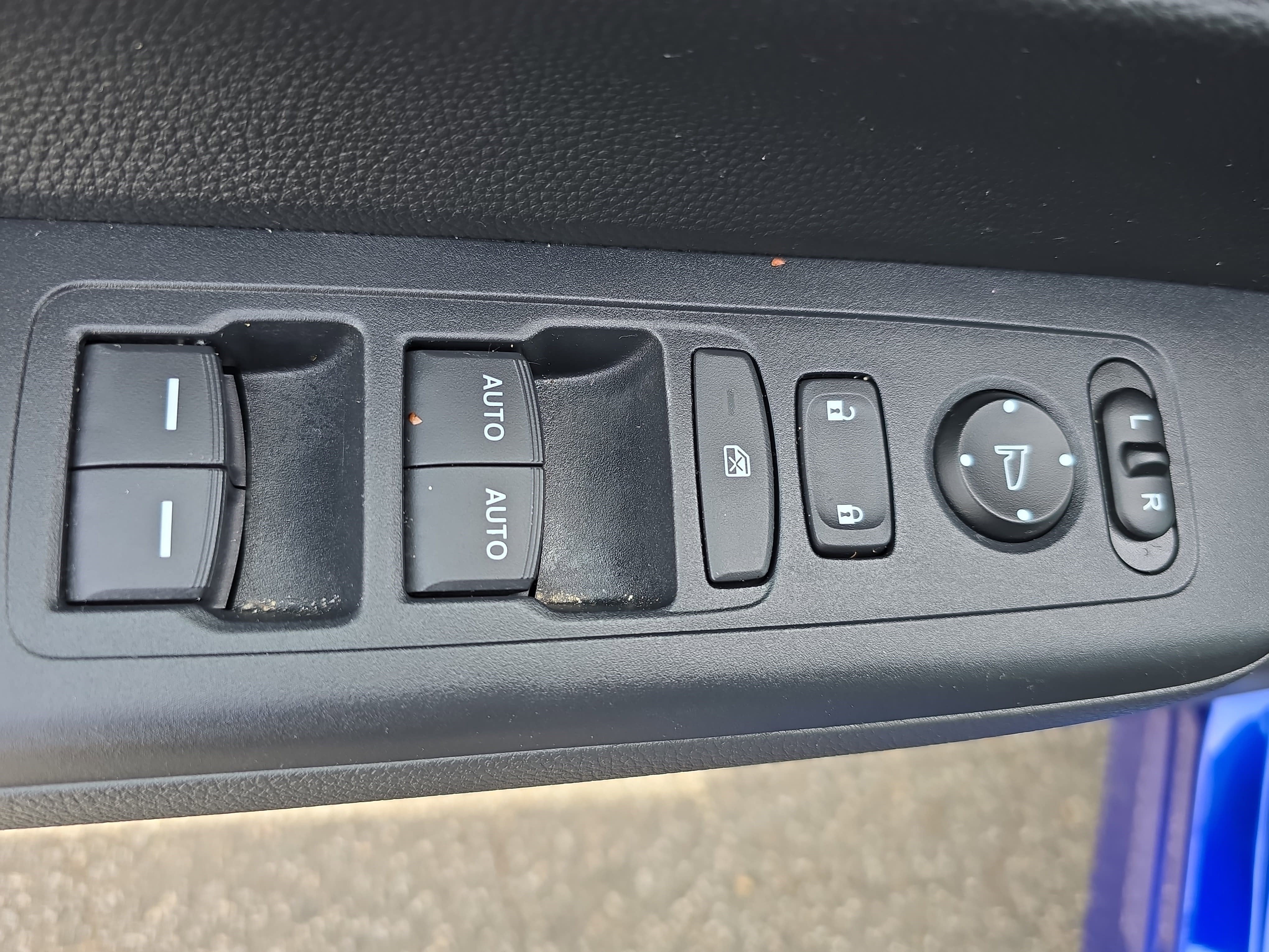 2023 Honda CR-V Hybrid Base