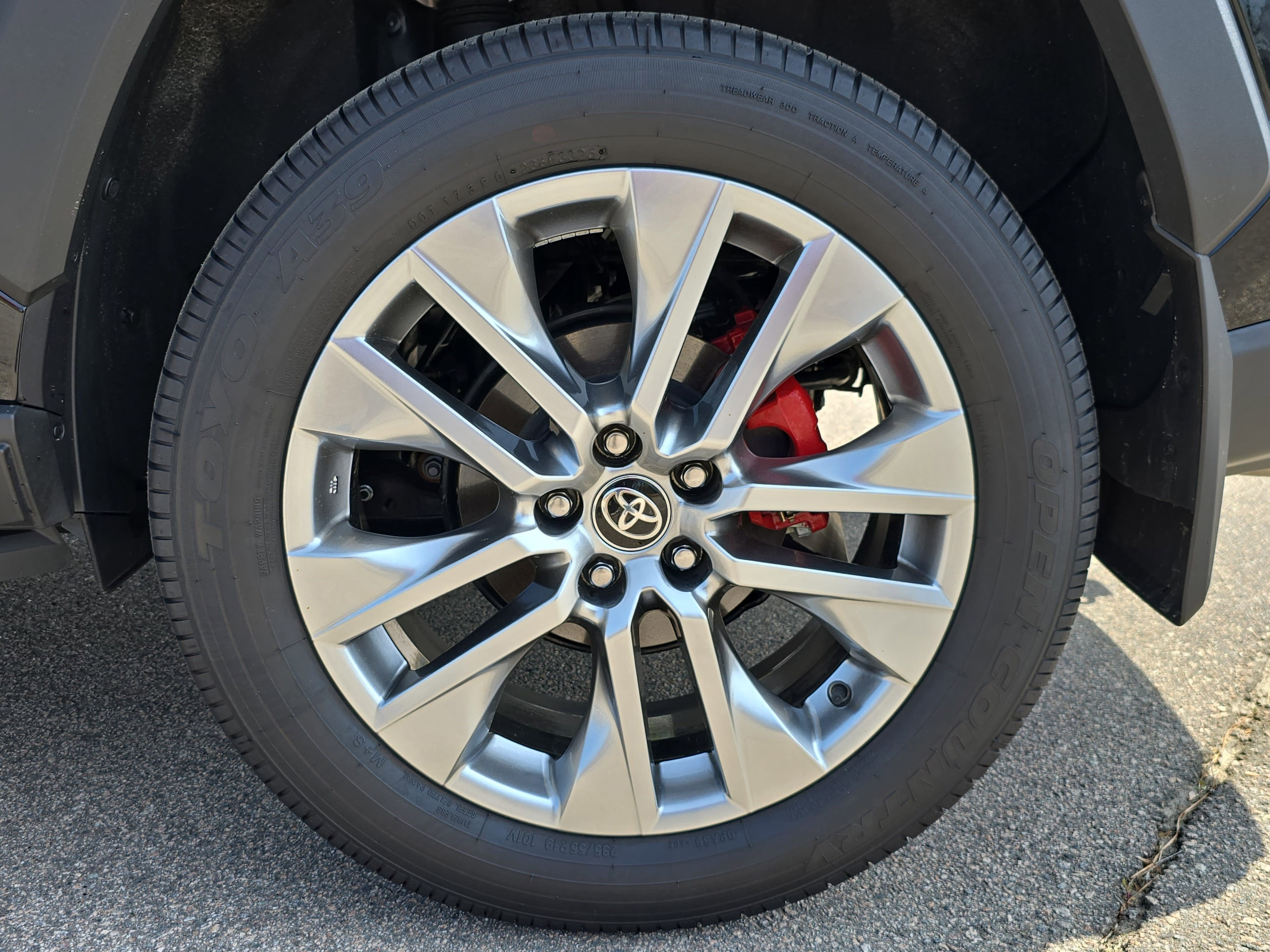 2025 Toyota RAV4 Limited FWD