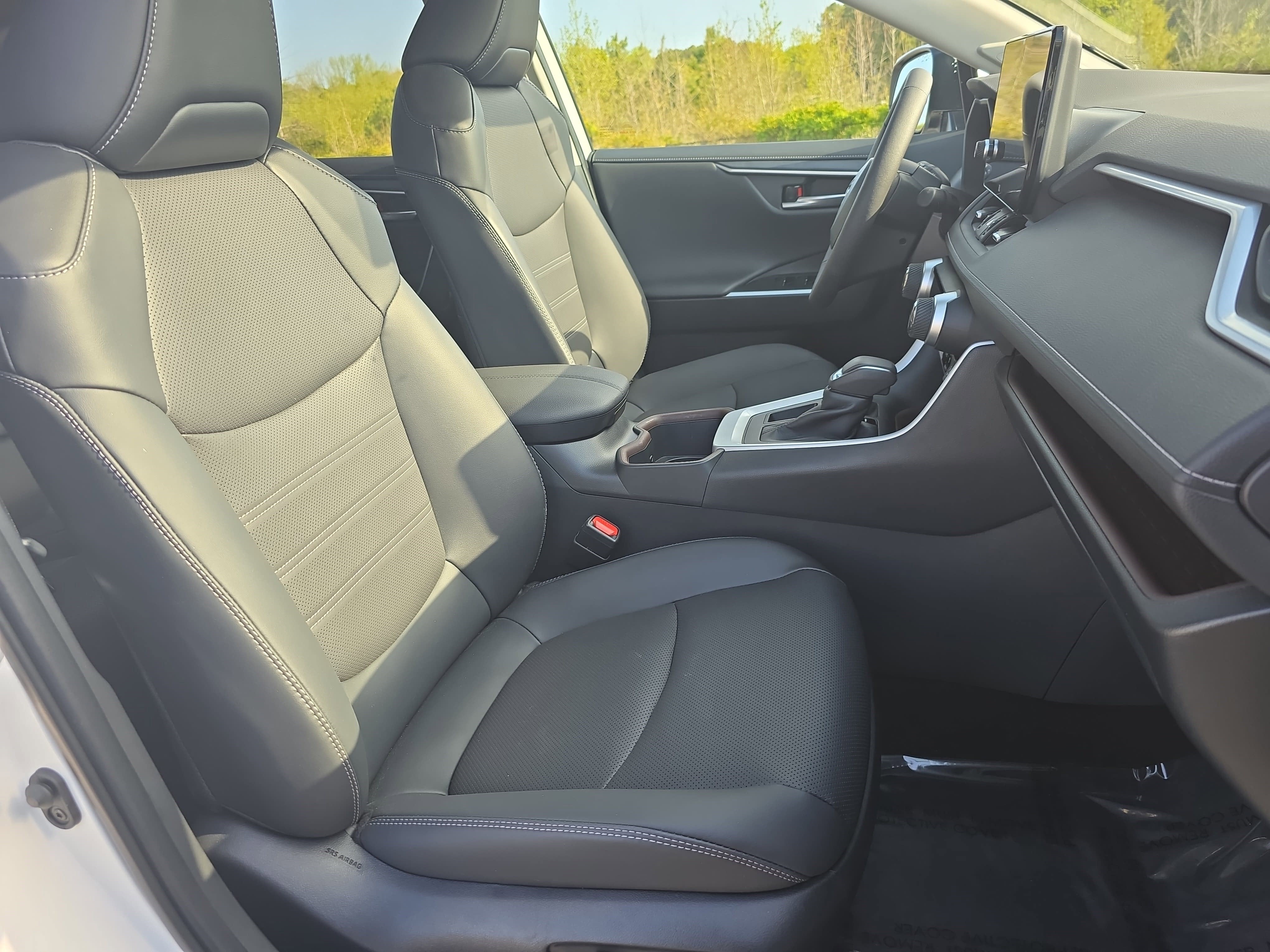 2025 Toyota RAV4 Limited FWD