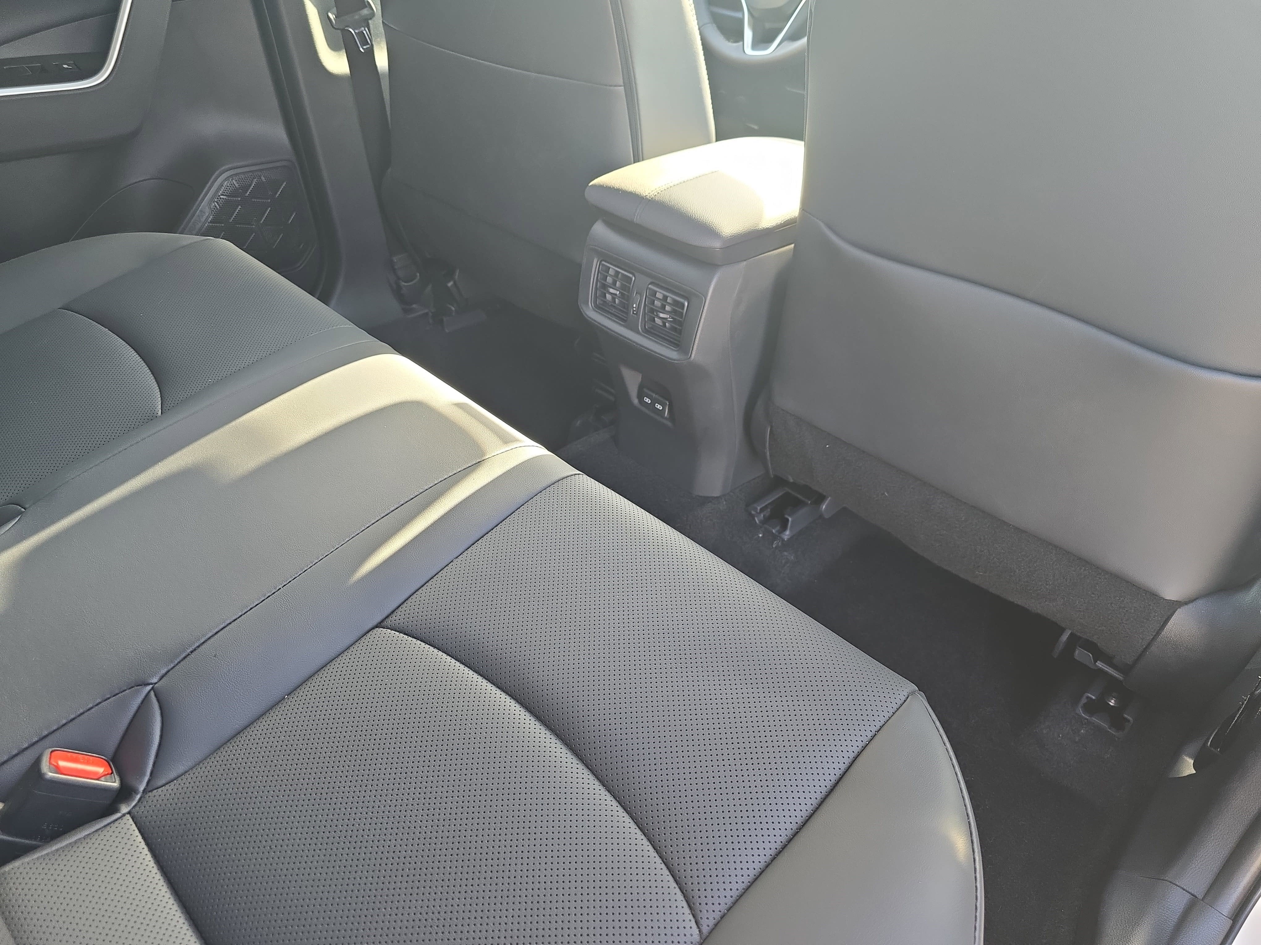 2025 Toyota RAV4 Limited FWD