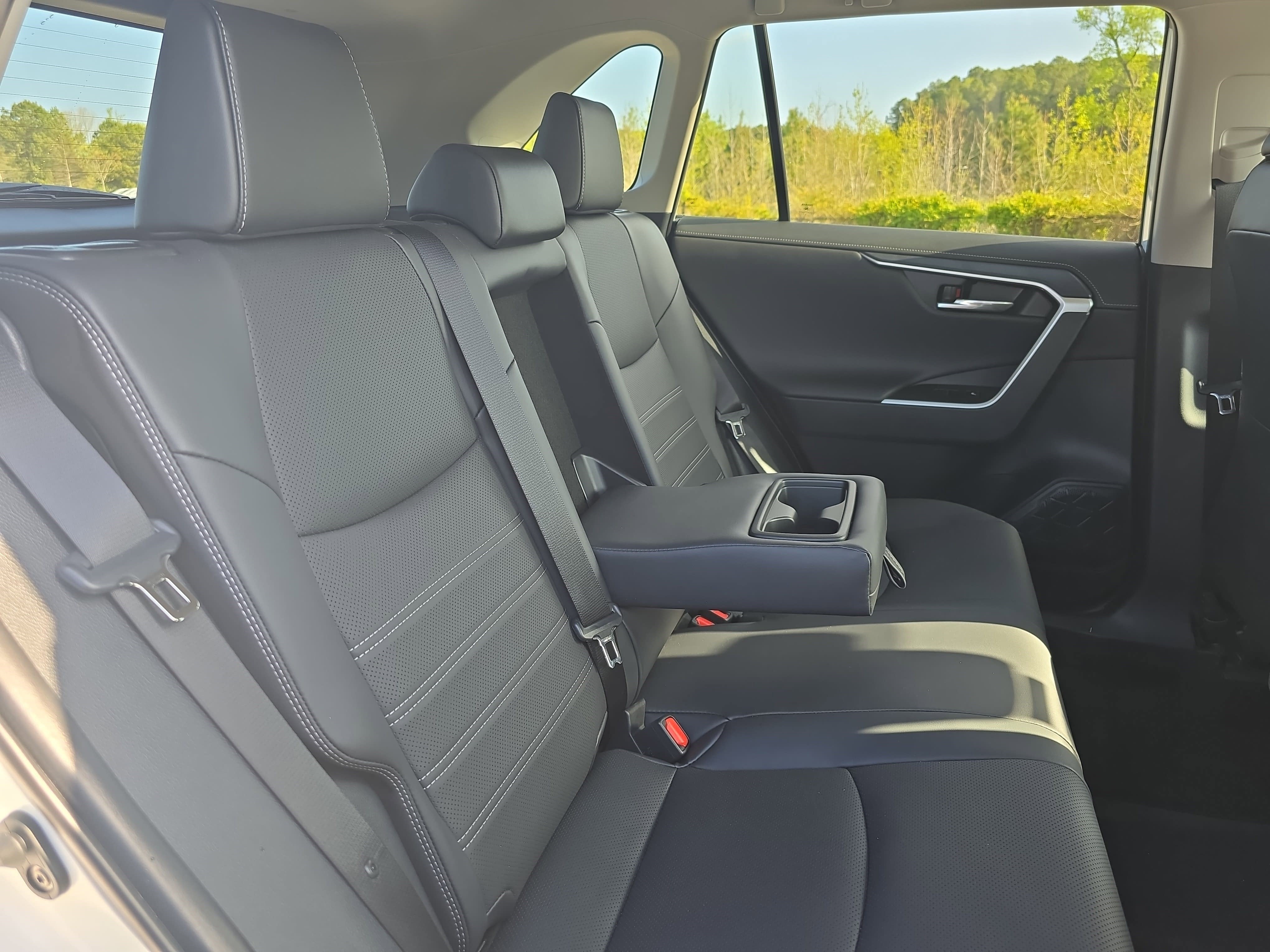 2025 Toyota RAV4 Limited FWD