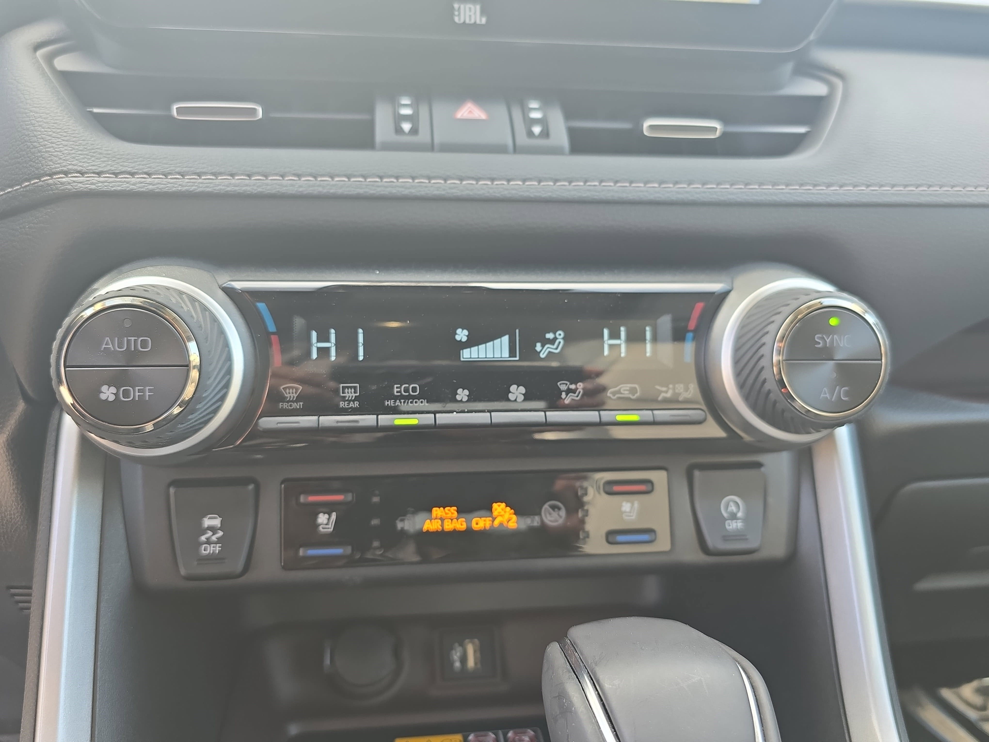 2025 Toyota RAV4 Limited FWD