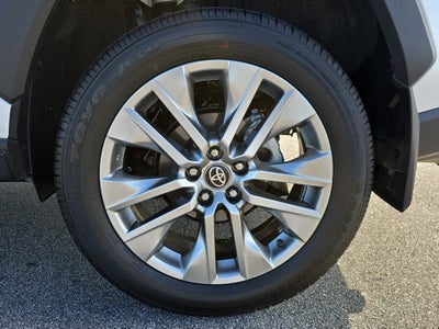 2025 Toyota RAV4 Limited FWD