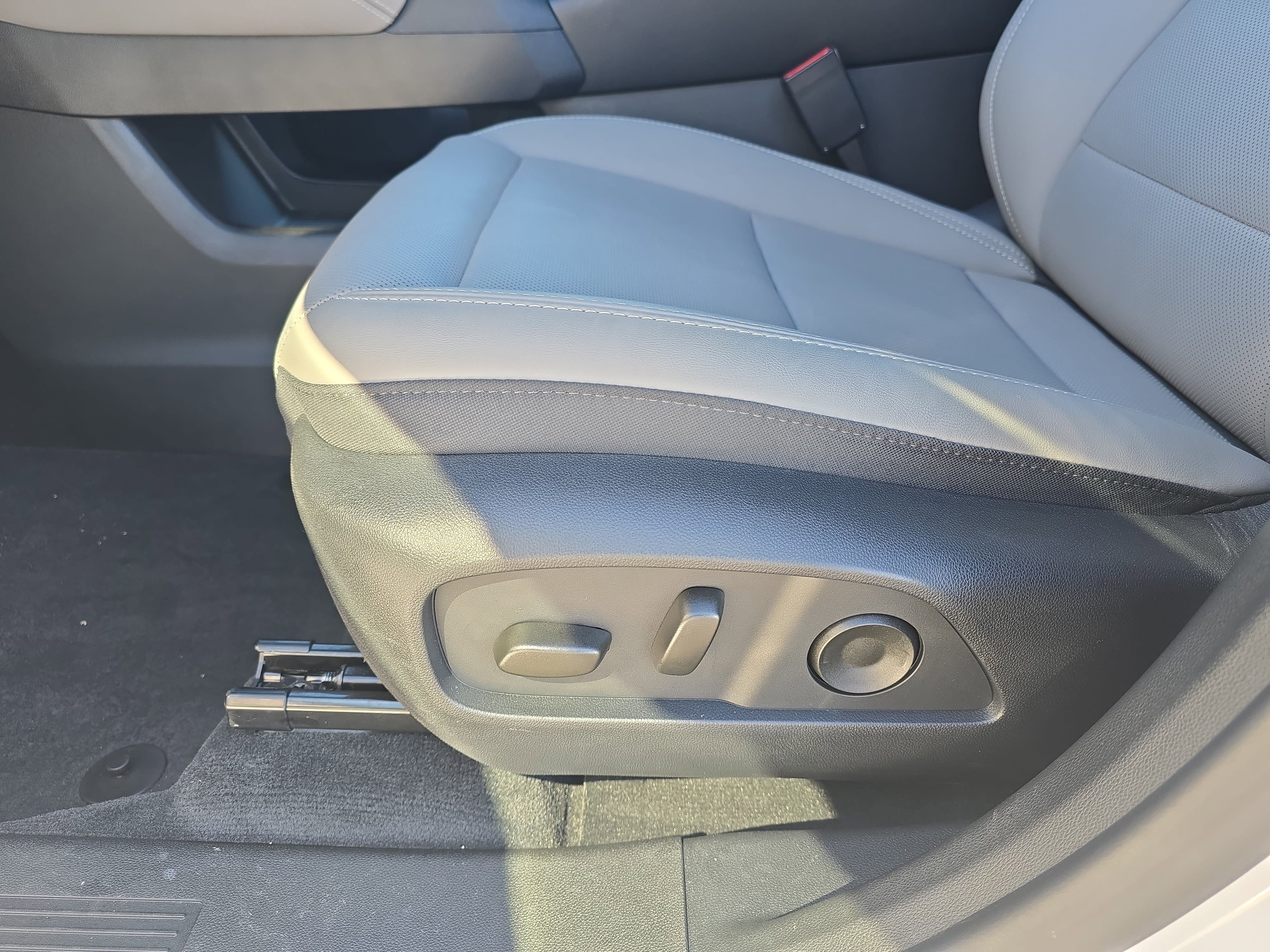 2026 GMC Terrain FWD 4dr Elevation