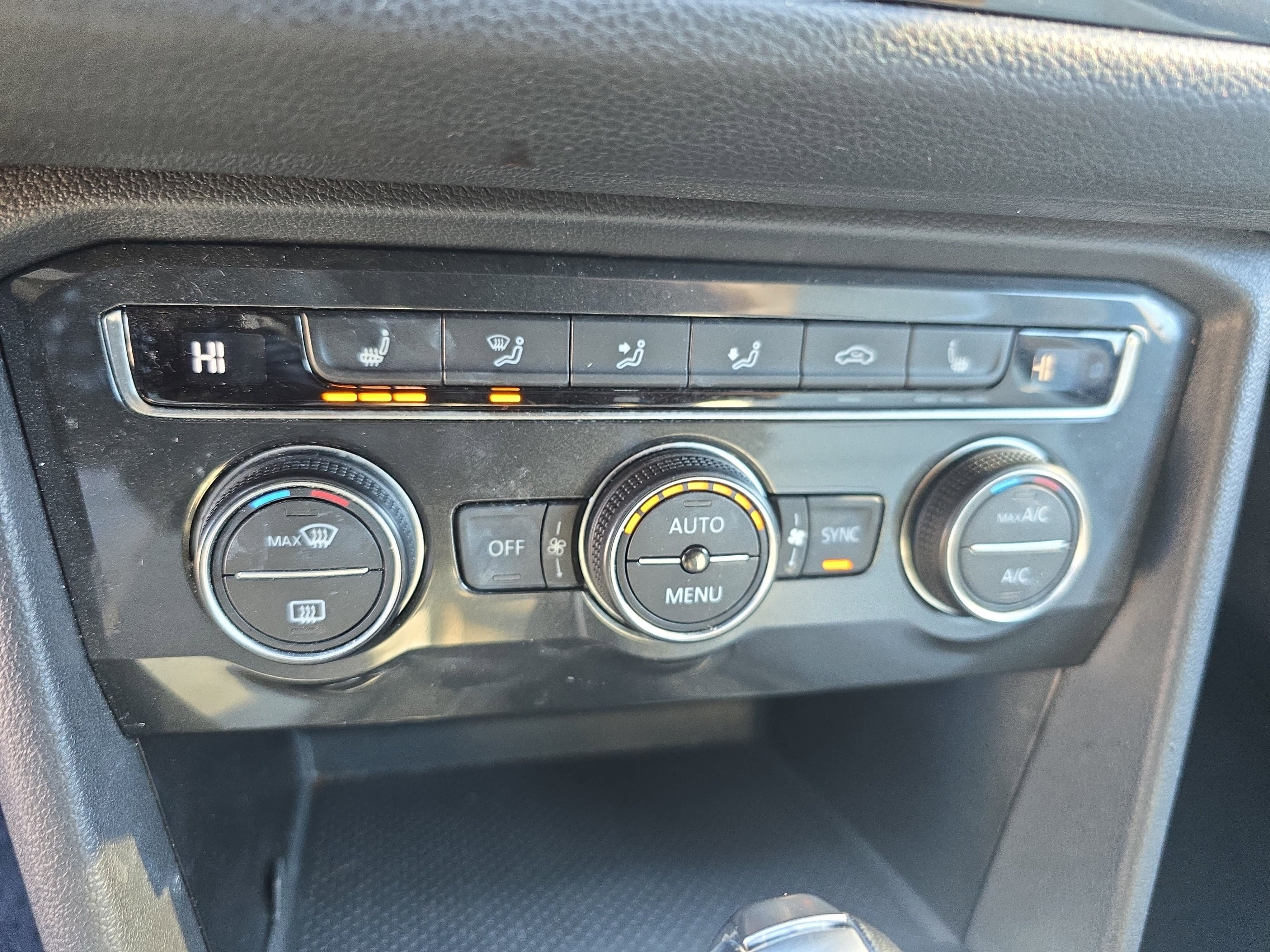 2018 Volkswagen Tiguan 2.0T SE 4MOTION